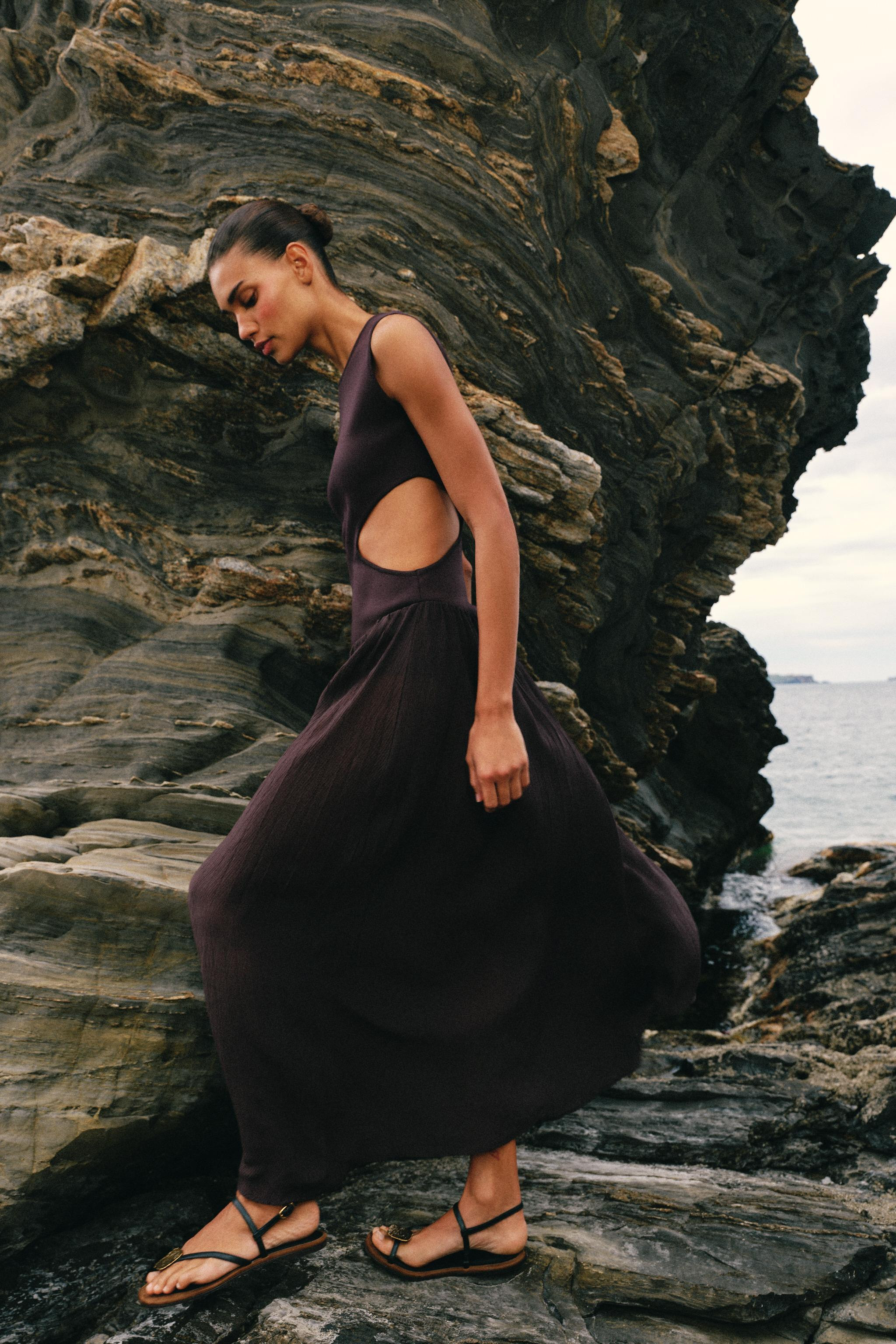 CUT OUT KNIT DRESS | Zara US