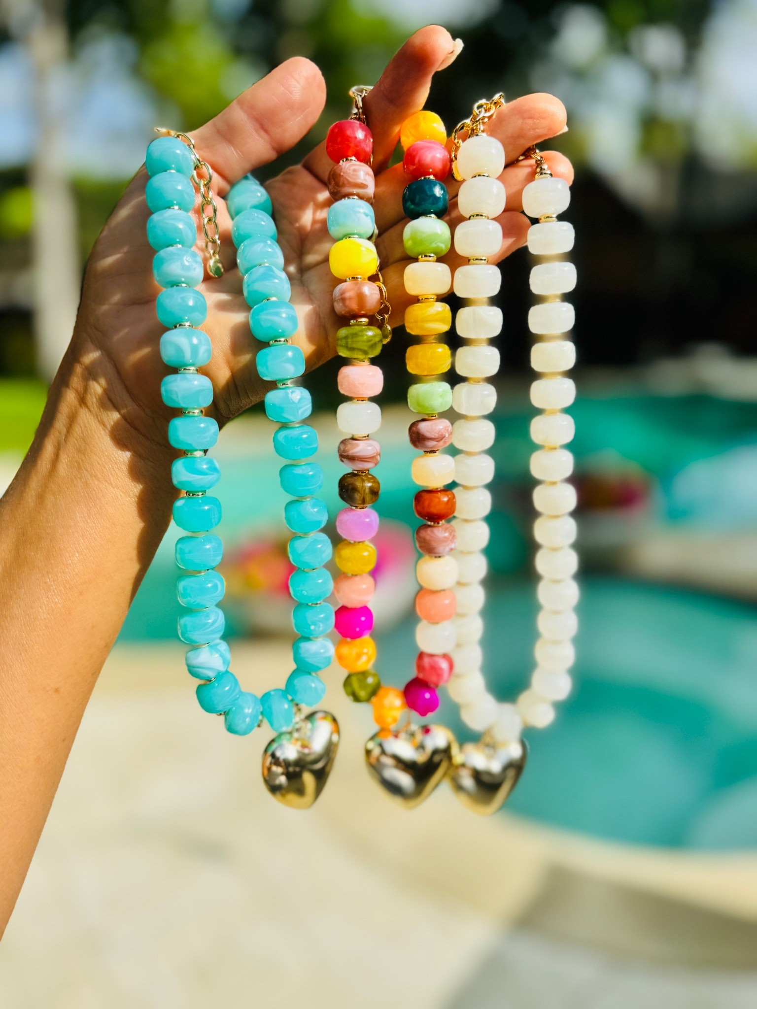 This necklace = the moment 🤍
Chunky beads + the prettiest gold heart… and they’re all under $20 🙌

It instantly elevates even the simplest outfit—throw it on with a tee, dress, or swimsuit and you’re done.

Linked for you 🤍
🩷 save this for later
🩷 follow along for more affordable finds
