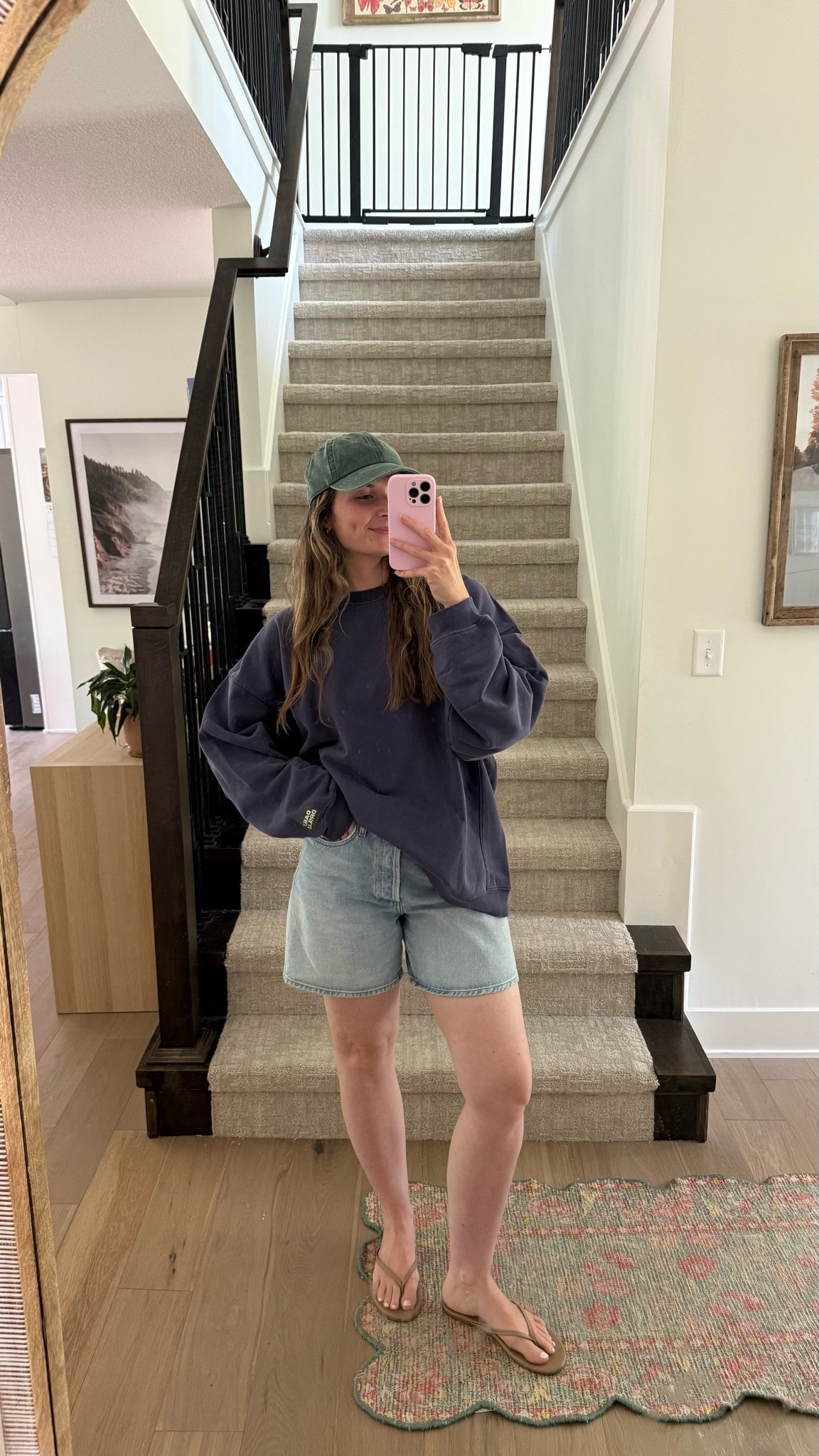 wearing an xs/s crewneck, love how this fits, has been on my wishlist for awhile and it’s worth it! Denim shorts tts! 

Summer outfit

#LTKootd