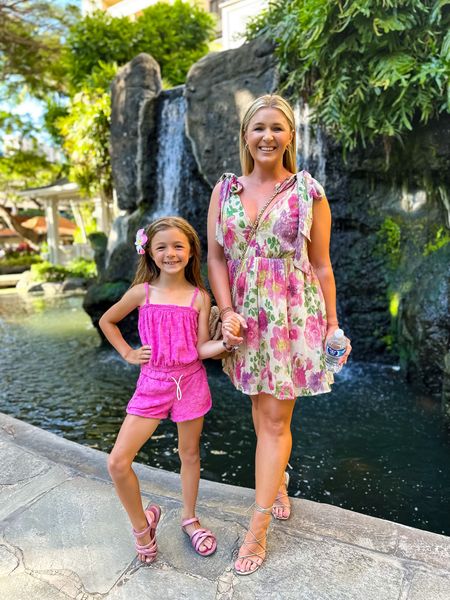 Heading out to dinner in Waikiki. Last night we went to Tommy Bahama and it was phenomenal 

Wearing my true size small in this BuddyLove dress 

Use code HOLIDAY50 for 50% off this dress

#LTKSeasonal #LTKsalealert #LTKunder100