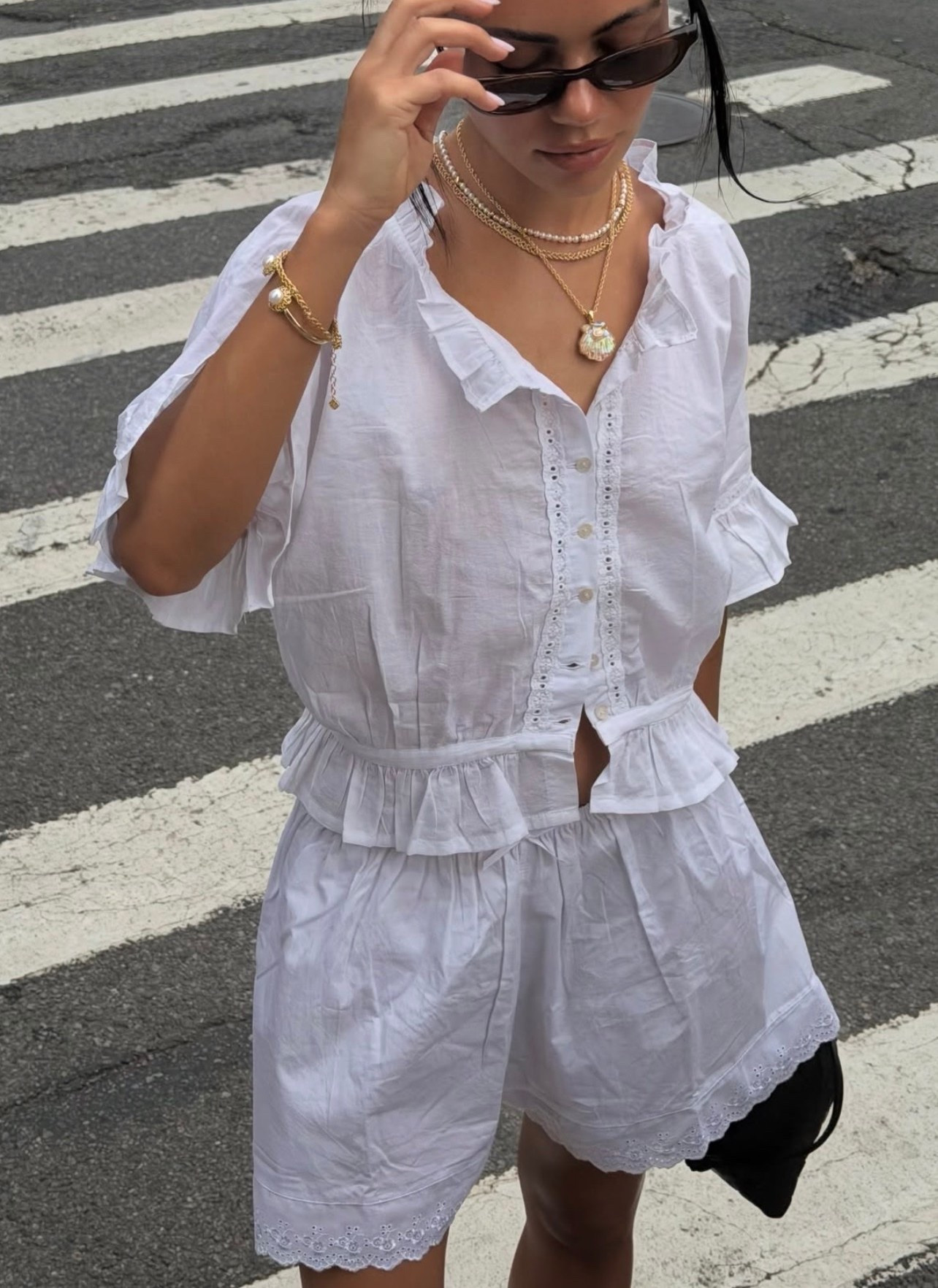 White flowy top & shorts #ootd #flowyset

#LTKootd #LTKdayinmylife #LTKgrwm