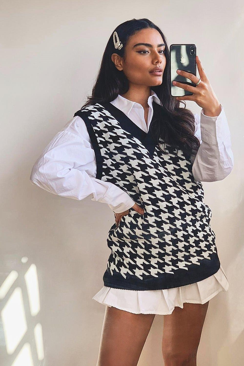 Dogtooth Check Sweater Vest | Boohoo.com (UK & IE)