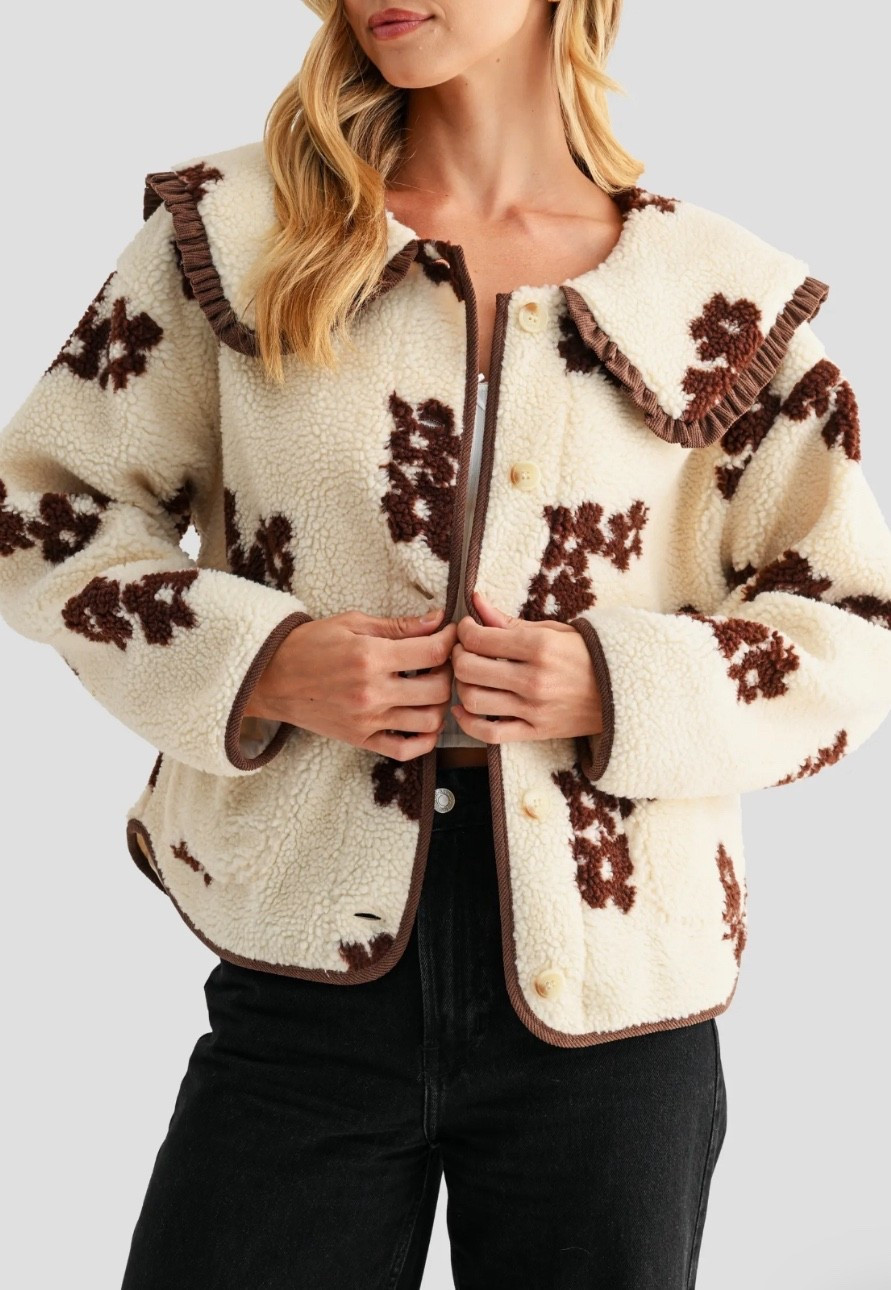 Fleece pullover 
Fleece jacket 
Fall outfit 

#LTKStyleTip #LTKSaleAlert #LTKSeasonal