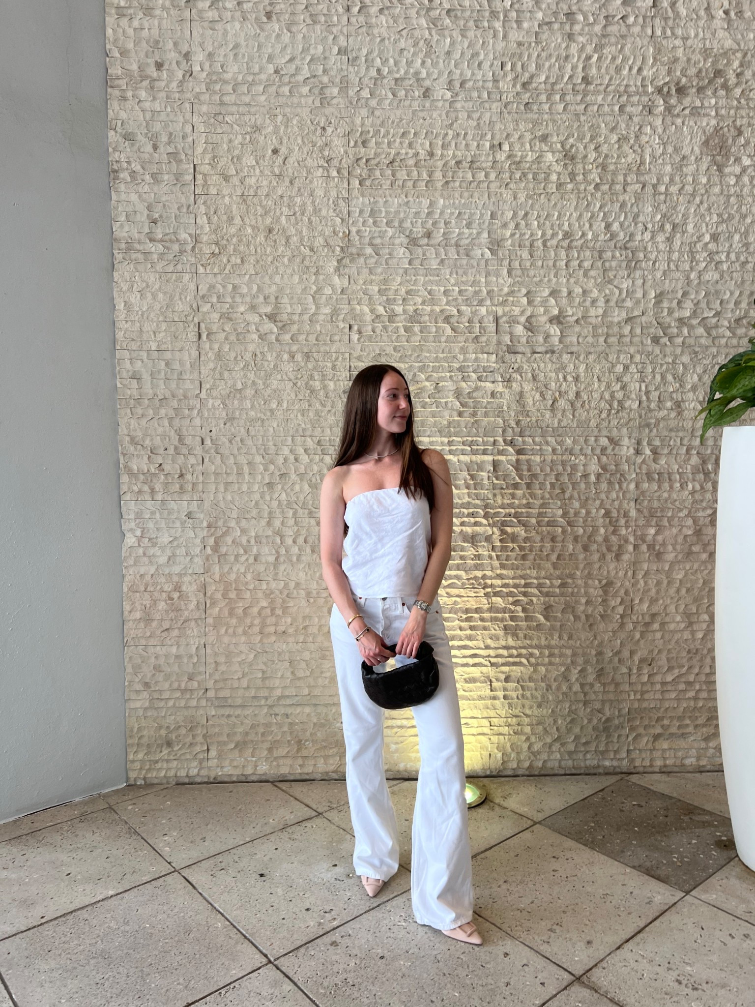 White jeans are on major sale!! Love this linen top for spring & summer 🤍

White denim, spring outfit, day outfit, vacation outfit

#LTKFindsUnder100 #LTKSaleAlert #LTKStyleTip