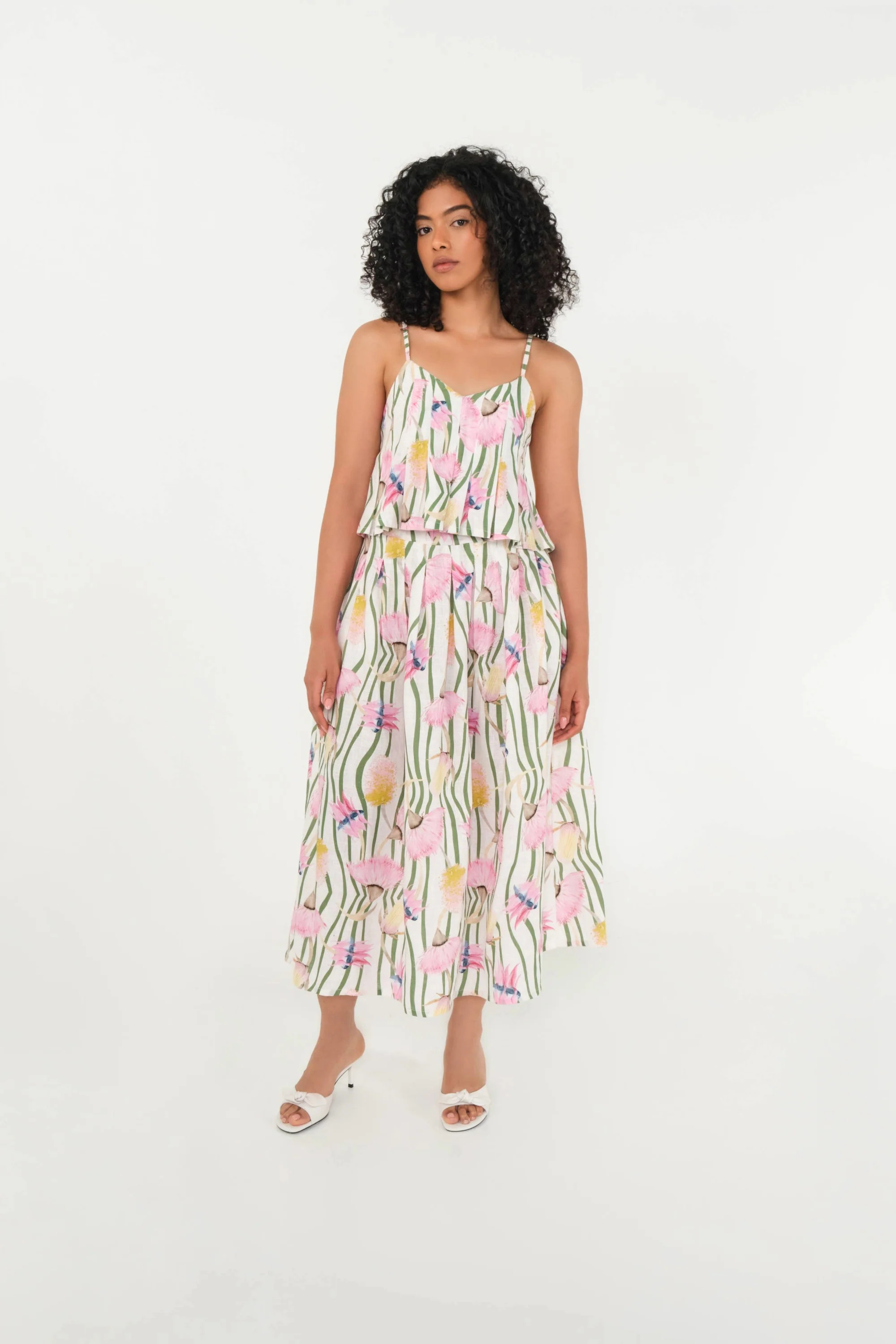 Reef Top in Aussie Desert Flowers Linen | The Lulo Project (US)