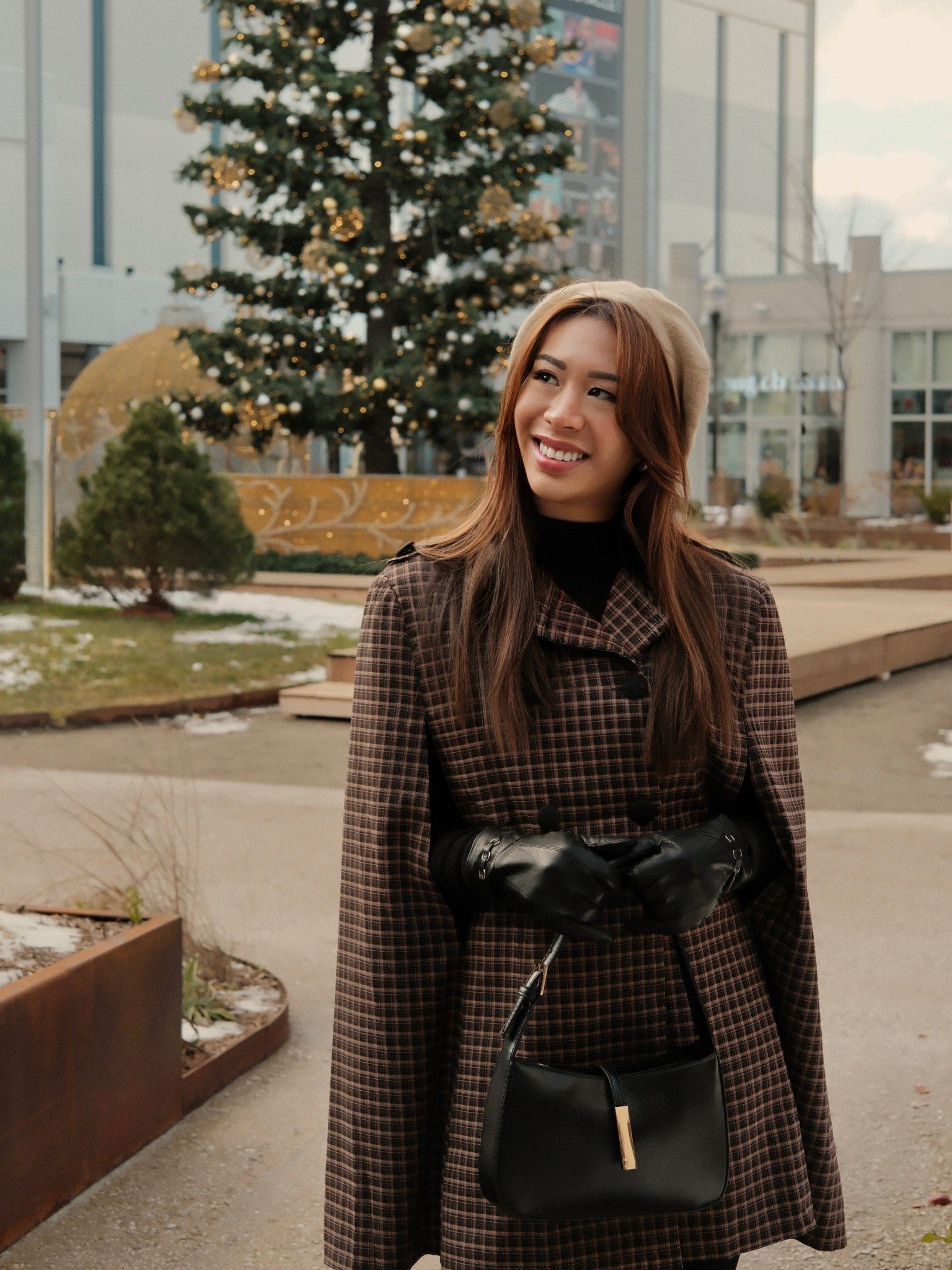 Chic Winter outfit 
Classic vintage elegant look 
Feminine Plaid Cape 

#LTKSeasonal #LTKootd