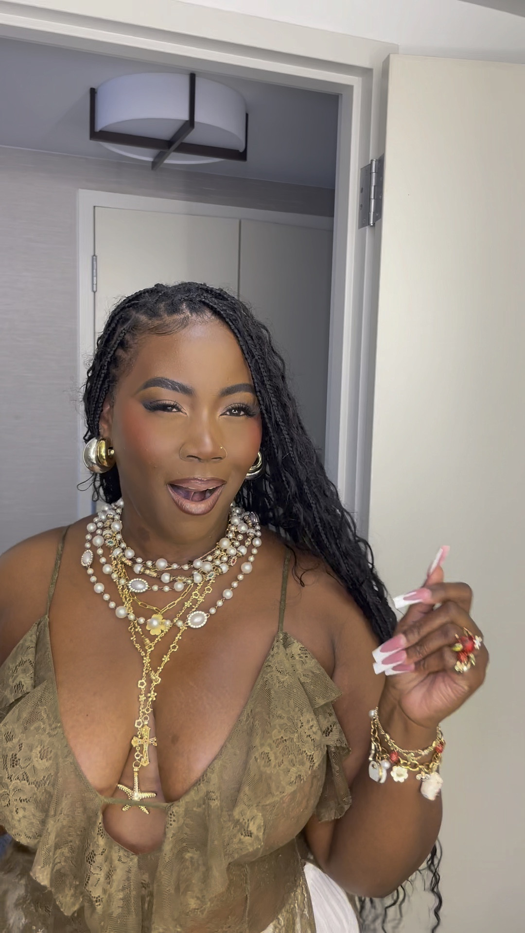 Perfect Coastal Vibe🐚 🌞🌸

#LTKOver40 #LTKU #LTKMidsize