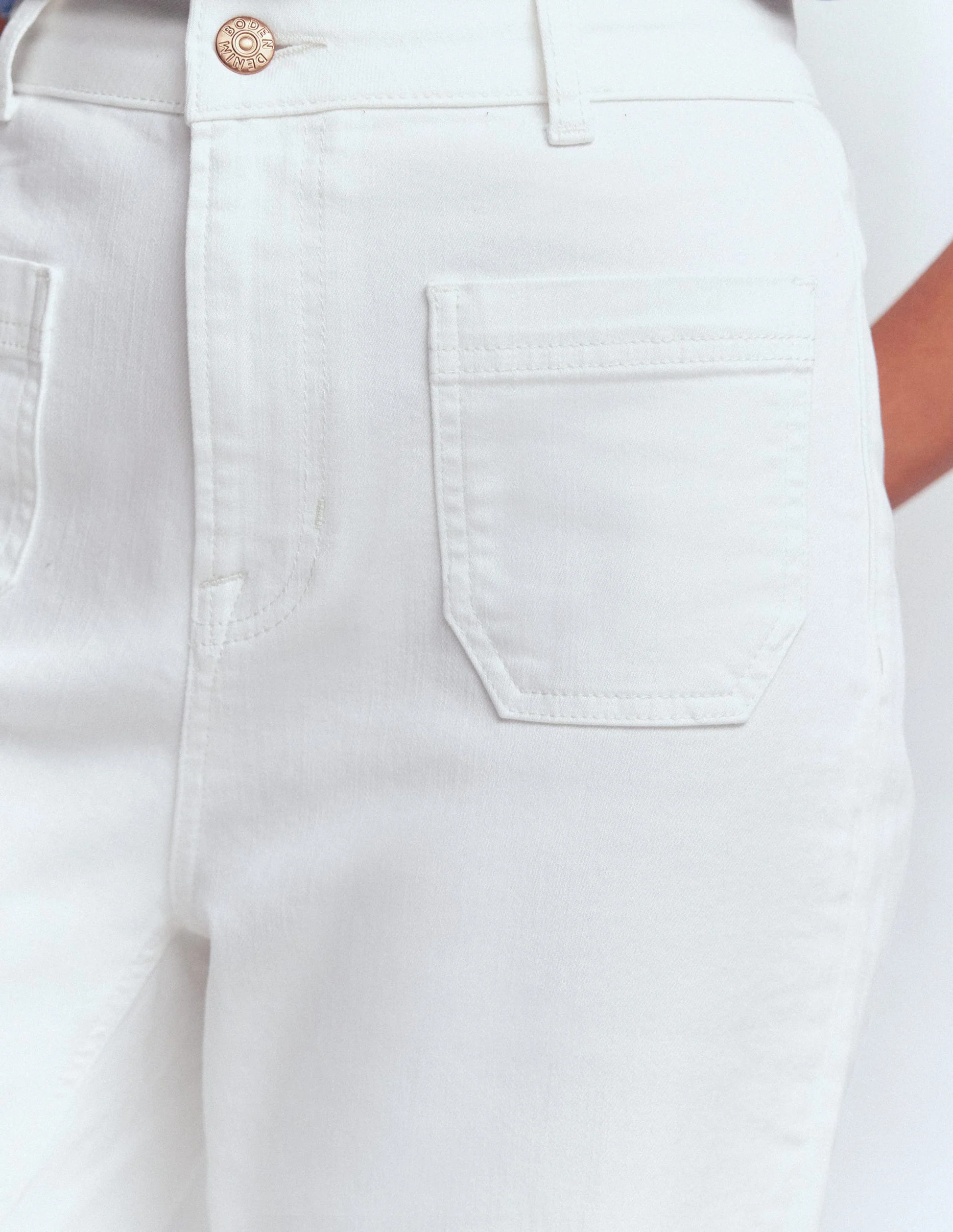 Straight Leg Pocket Jeans-White | Boden (US)
