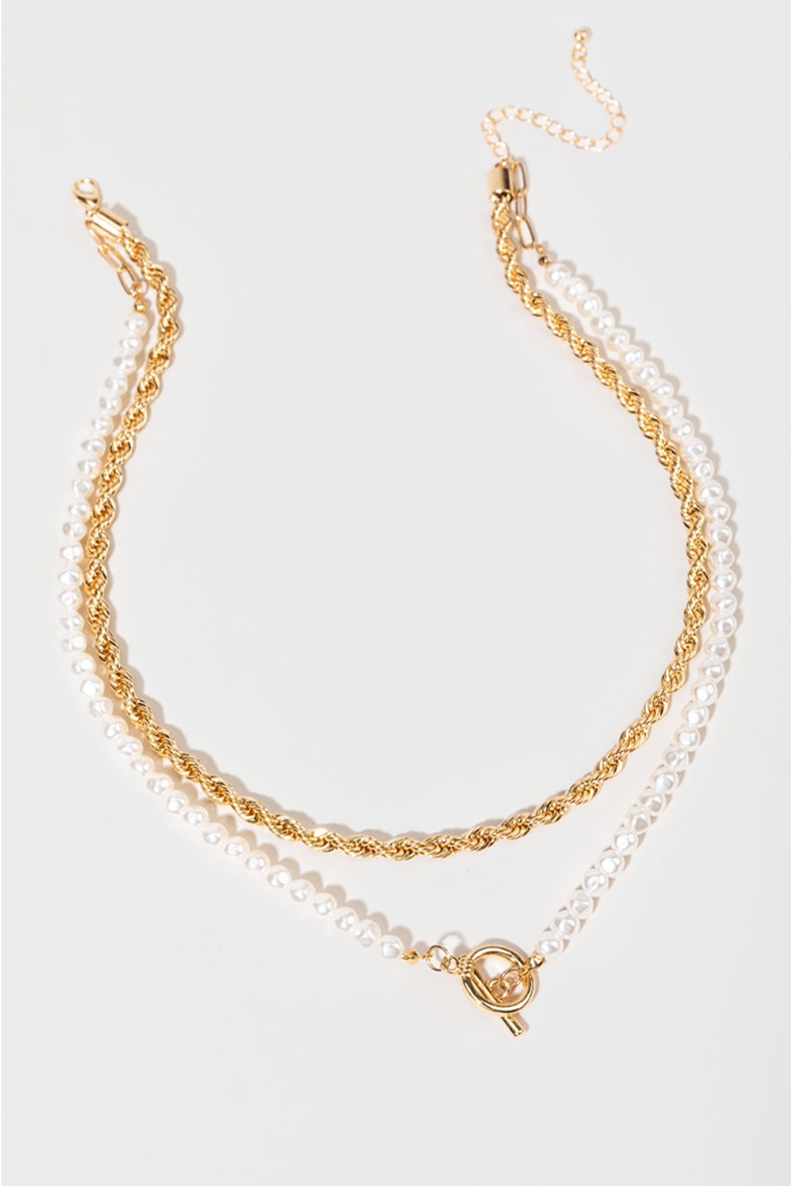 Charlotte Twisted Chain Pearl Toggle Layered Necklace | Francesca's