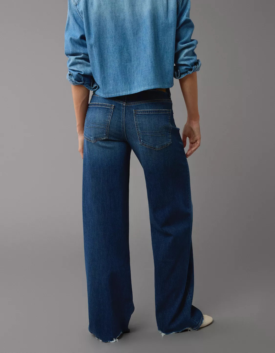 AE Dreamy Drape Stretch Low-Rise Baggy Wide-Leg Jean | American Eagle Outfitters (US & CA)