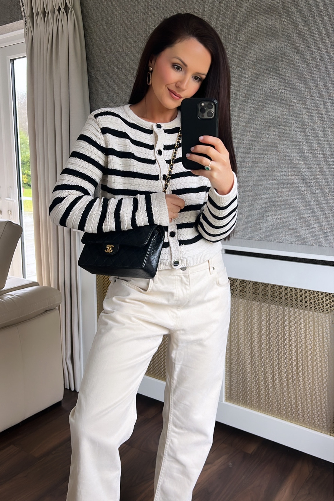 Todays outfit is the same usual pieces on repeat 🤍
▫️Top: River Island 
▫️Trouser:  Zara (9863/041/712) 
▫️Bag: Chanel 
▫️Shoes: Dior 


#LTKworkwear #LTKshoecrush #LTKfindsunder100