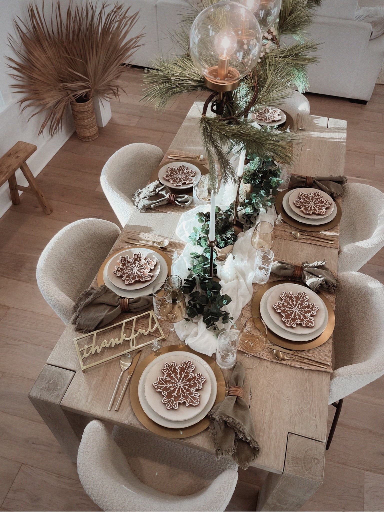 Holiday table 
Home decor 
Dining table 


#LTKHoliday #LTKCyberWeek #LTKGiftGuide