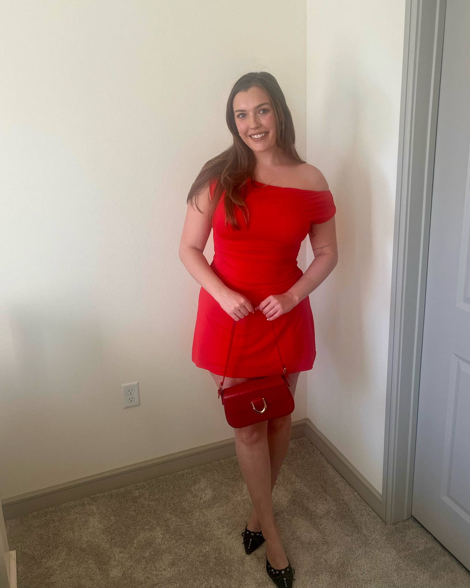 Valentine’s Day Date Night OOTD

Galentine’s day outfit  Valentine’s Day dress  red mini dress  red dress  black dress  kitten heels  purse  winter outfit 

#LTKSeasonal #LTKStyleTip #LTKFindsUnder50