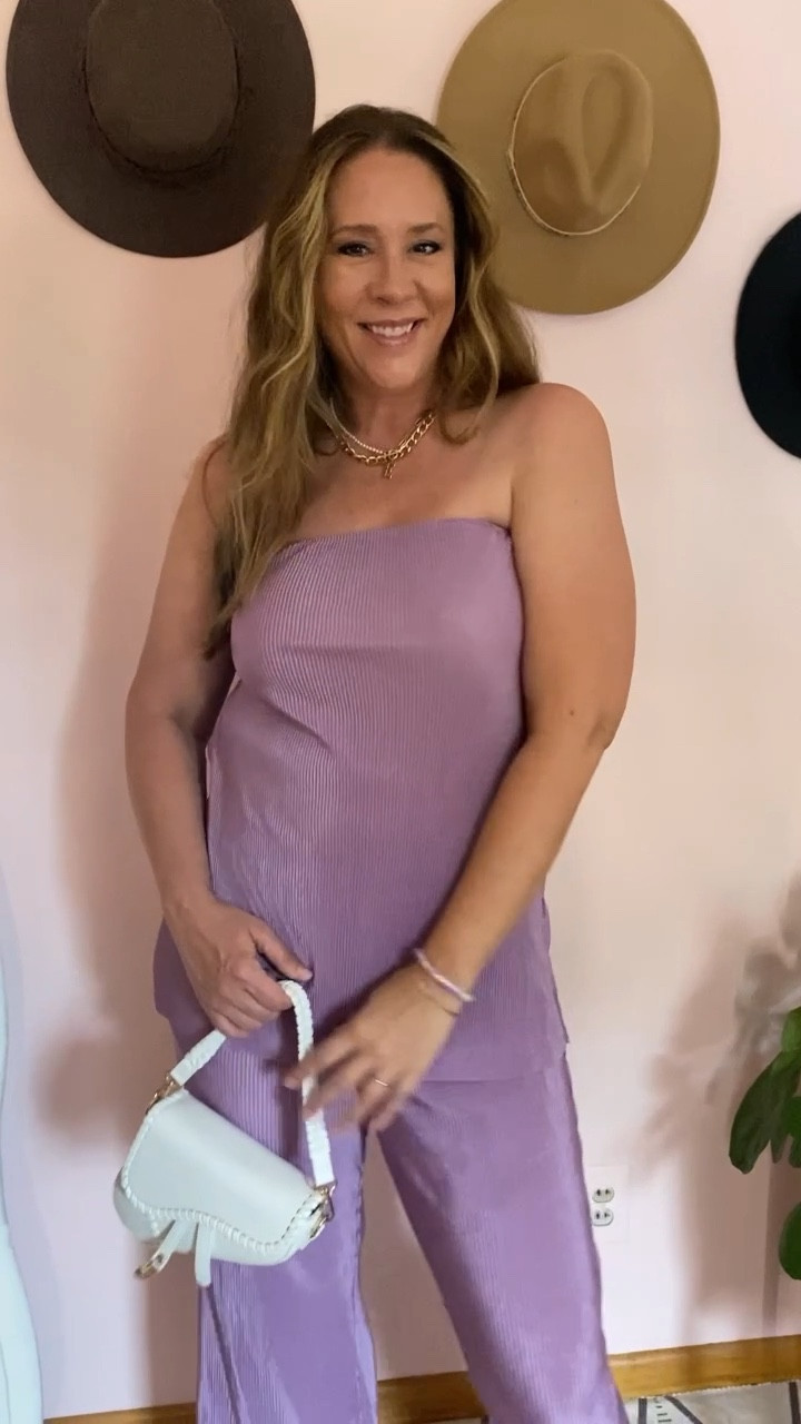 The perfect summer 2 piece set from amazon! Perfect for date night, beach vacation outfit, resort wear, dinner outfit, affordable fashion 

#LTKstyletip #LTKFind #LTKunder50