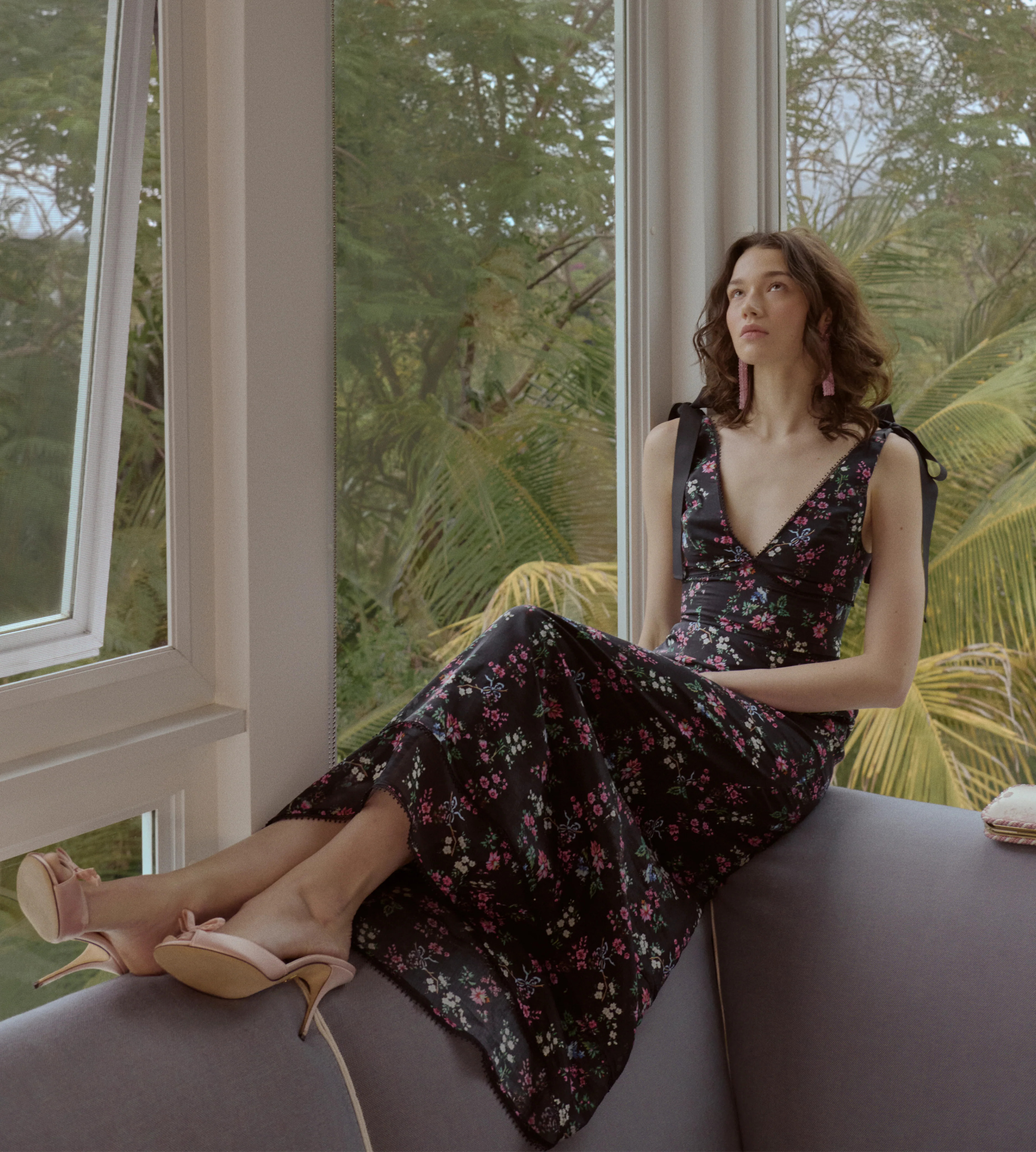 The Cassie Dress - Navy Scallop Bow Chintz | Hill House Home US