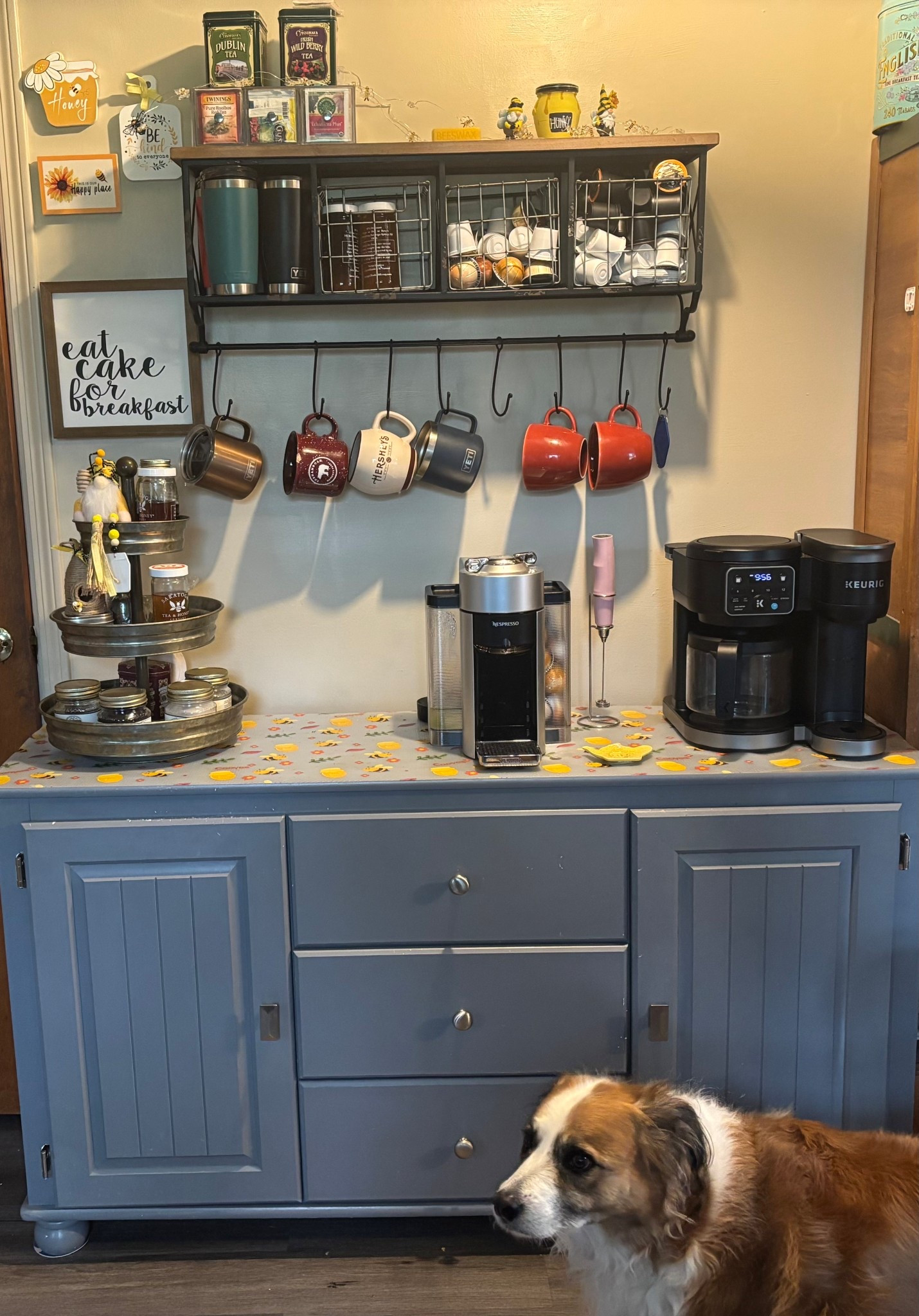 Cozy bee coffee/tea bar core 🐝 ☕️ 

#LTKSeasonal #LTKHome #LTKSaleAlert