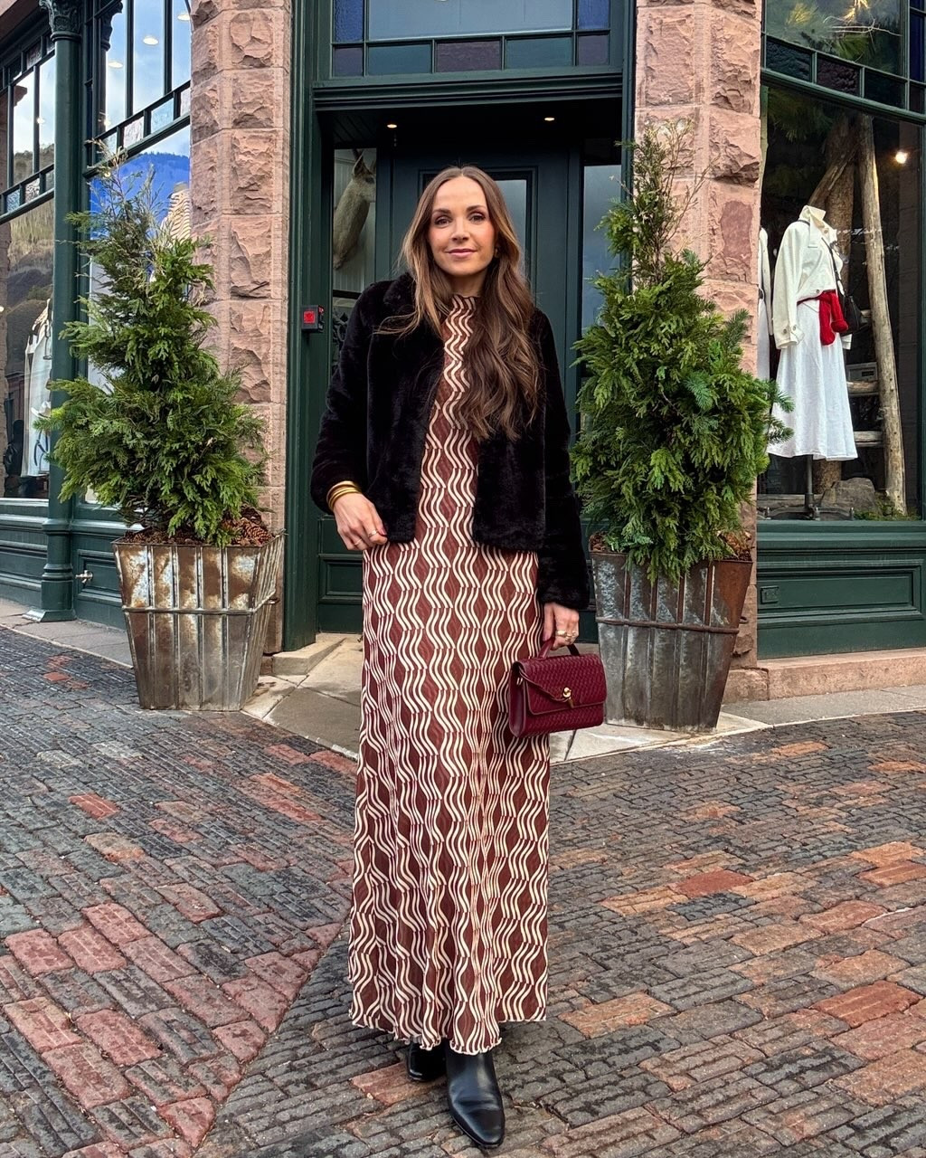 Tuesday OOTD
@Shopbop 
@jcrew 
Jacket is old but linked similar 

#LTKootd #LTKgrwm