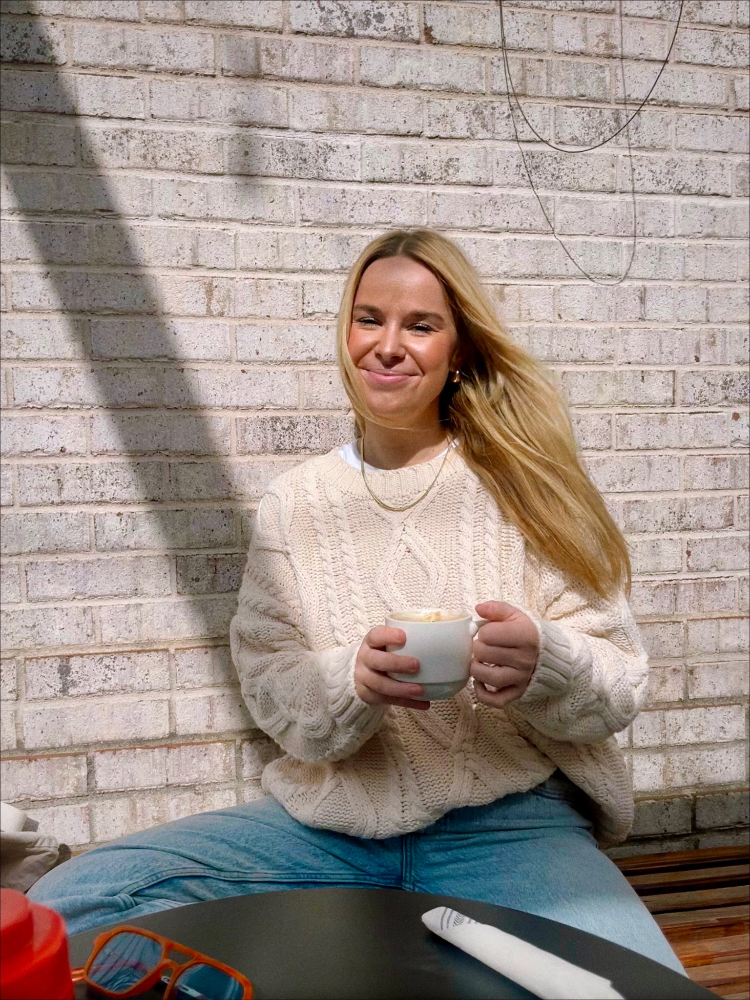 It’s giving Chris Evans in Knivesout


but FR nothing beats a cable knit sweater on a chilly day..

sharing my sweater & fav new jeans 

#LTKFind #LTKunder100 #LTKstyletip