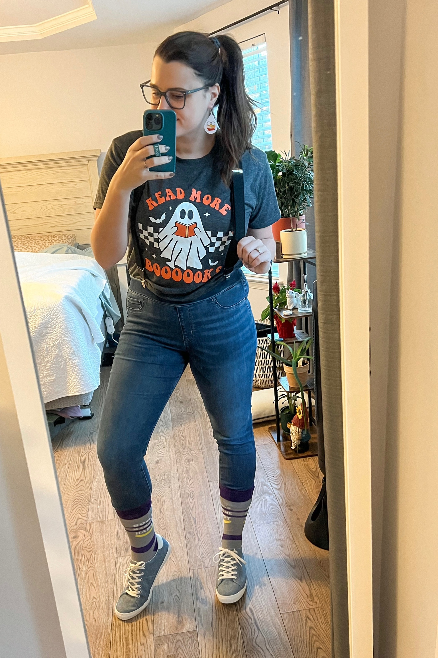 Spirit Week: Dress Like a Nerd 🤓

Obviously I dressed like a book nerd  because books are the best!

#LTKworkwear #LTKmidsize #LTKHalloween