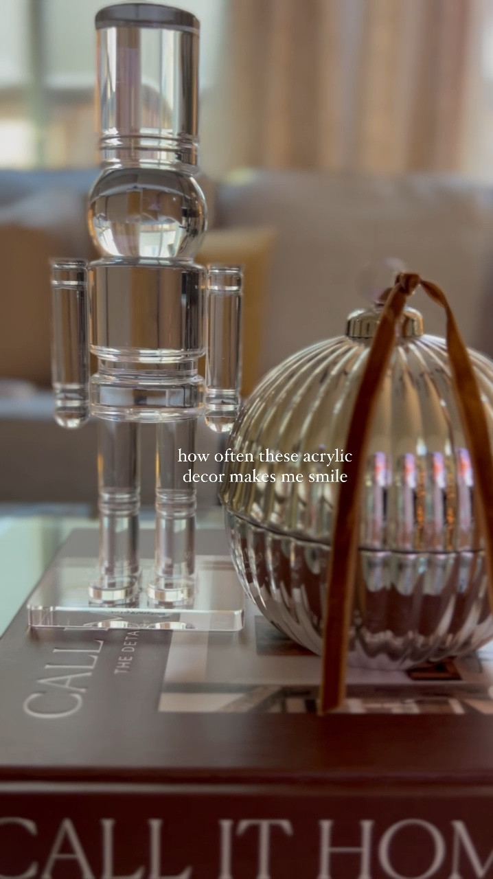 Acrylic decor = modern and chic