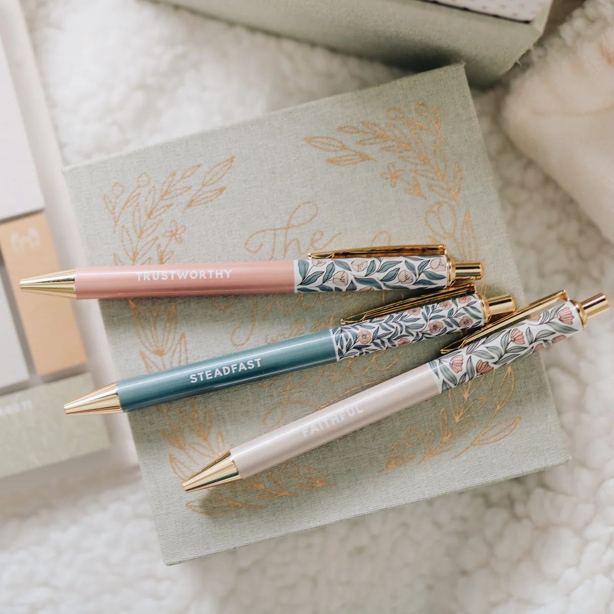 Floral Pen Set | The Daily Grace Co.