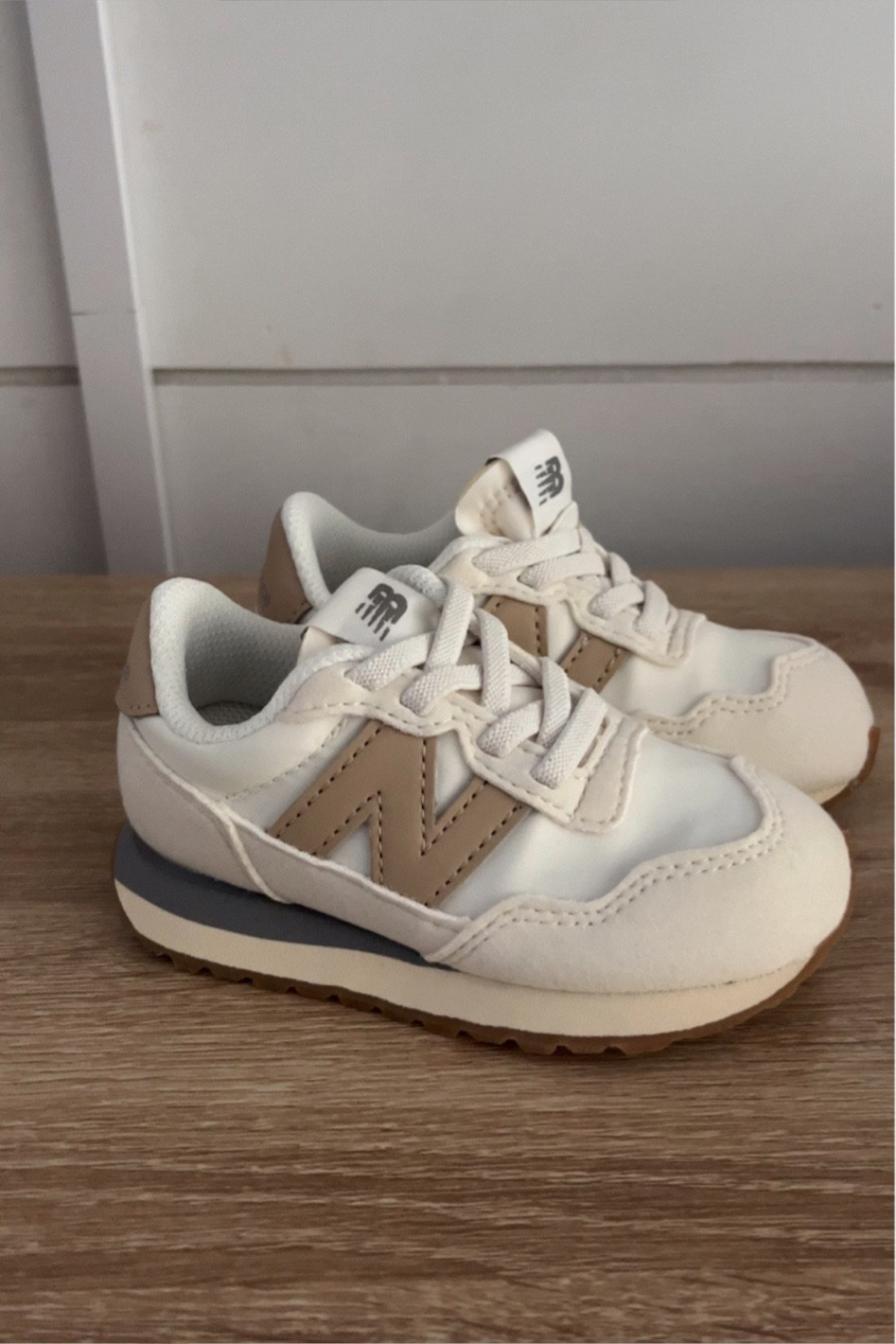toddler new balance sneakers - toddler fall shoes - toddler fall outfits 


#LTKBump #LTKKids #LTKBaby