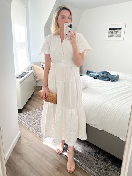 White dress. Spring outfit. Summer outfit
*size XS
.
.
.
… 

#LTKStyleTip #LTKSaleAlert #LTKOver40