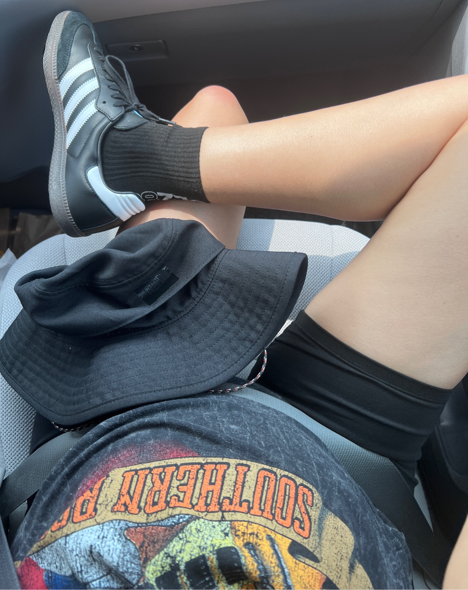 excursions with the family while pregnant be like 🖤

#LTKshoecrush #LTKbump #LTKunder100