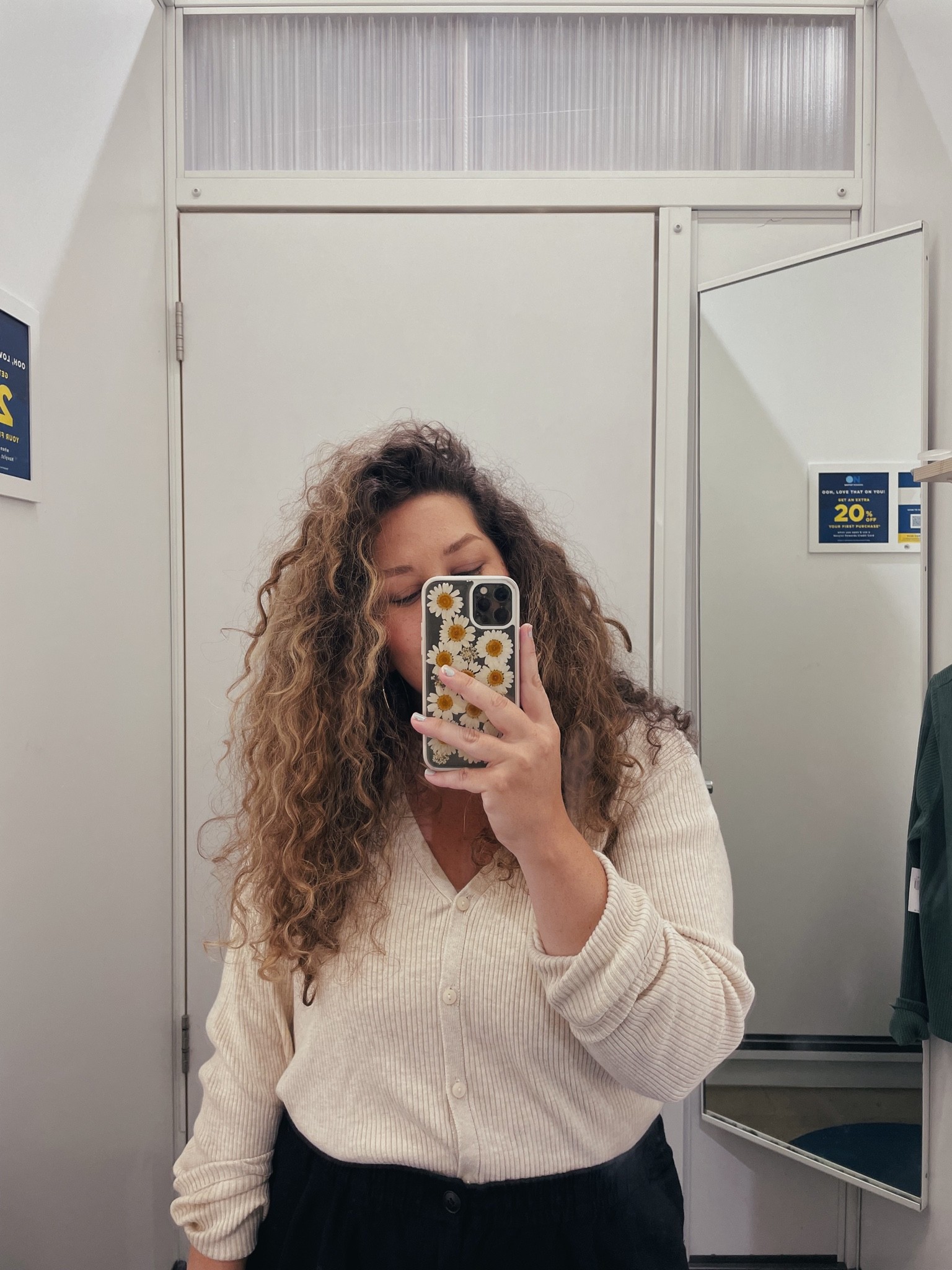 The best cropped cardigan under $40– wearing it a bit oversized here in XXL, but it runs TTS

#LTKunder50 #LTKstyletip #LTKSale