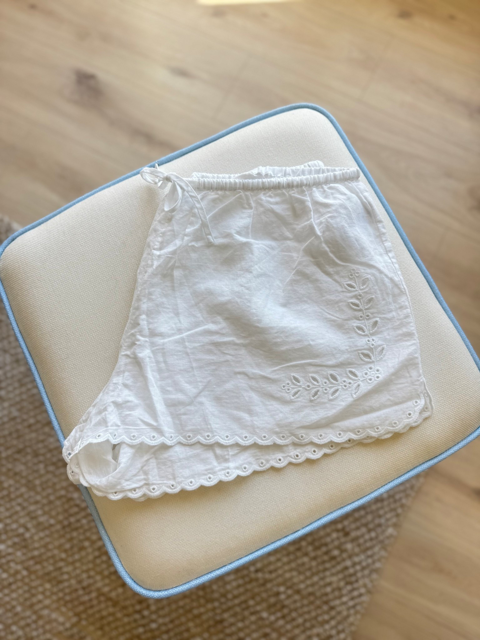 Eyelet linen shorts for spring + summer // lavender trim shorts // delicate shorts // details 

#LTKootd #LTKTravel #LTKSeasonal