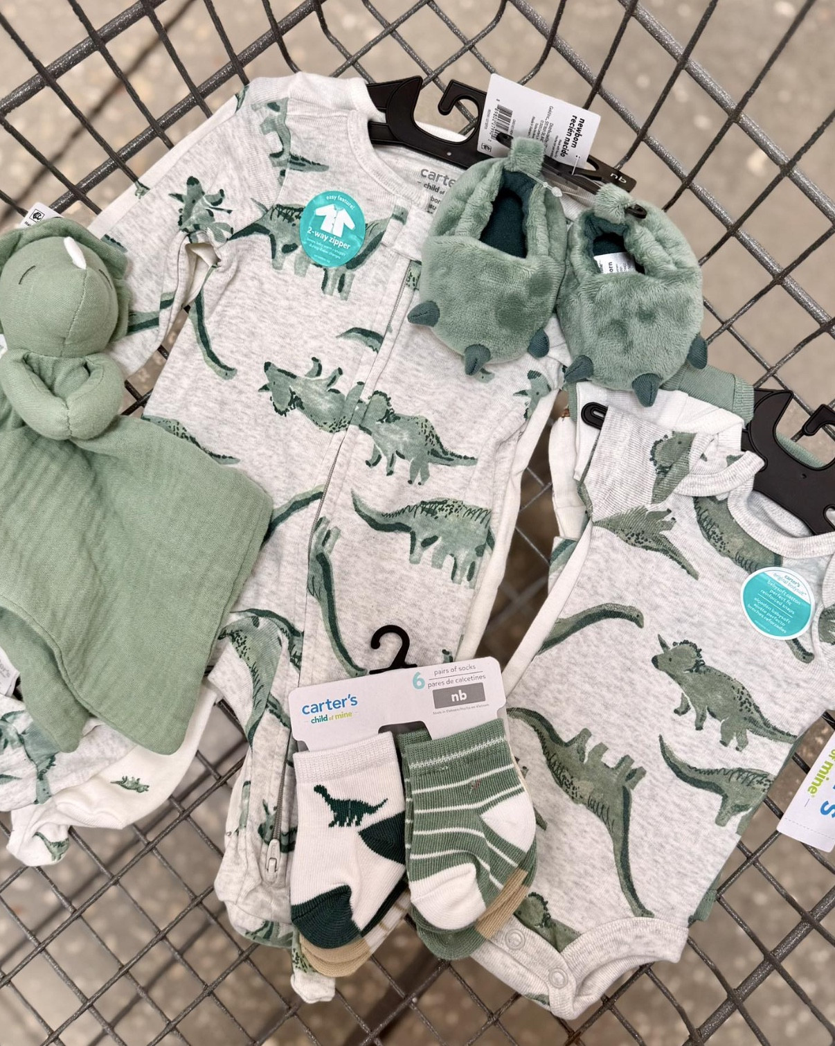 Carters dinosaur collection for baby boys omg, the Dino slippers and the Dino lovey 😍🦖🦕
-
#dinosaur #dino #toddlerboy #boyfashion #boystyle #walmart #walmartmom #walmartfinds #toddlerboy #boymom #babyboystyle #babyboyfashion #babyboyclothing