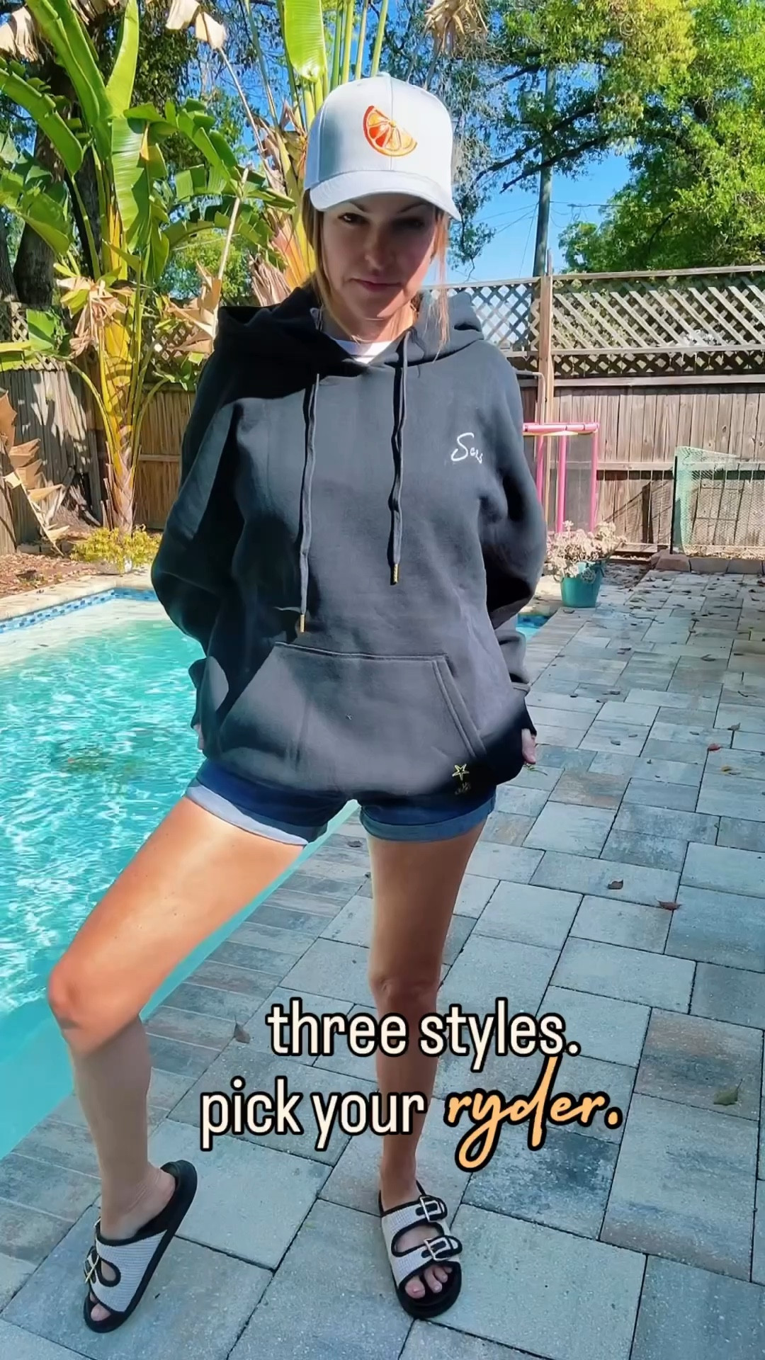 This might be the best hoodie I own.

Oversized, heavyweight, embroidered details, and somehow it makes every outfit look intentional even when I just throw it on with whatever I was already wearing.

Three styles — pick your Ryder.
@78andsunnyapparel #ryderclub

#LTKootd