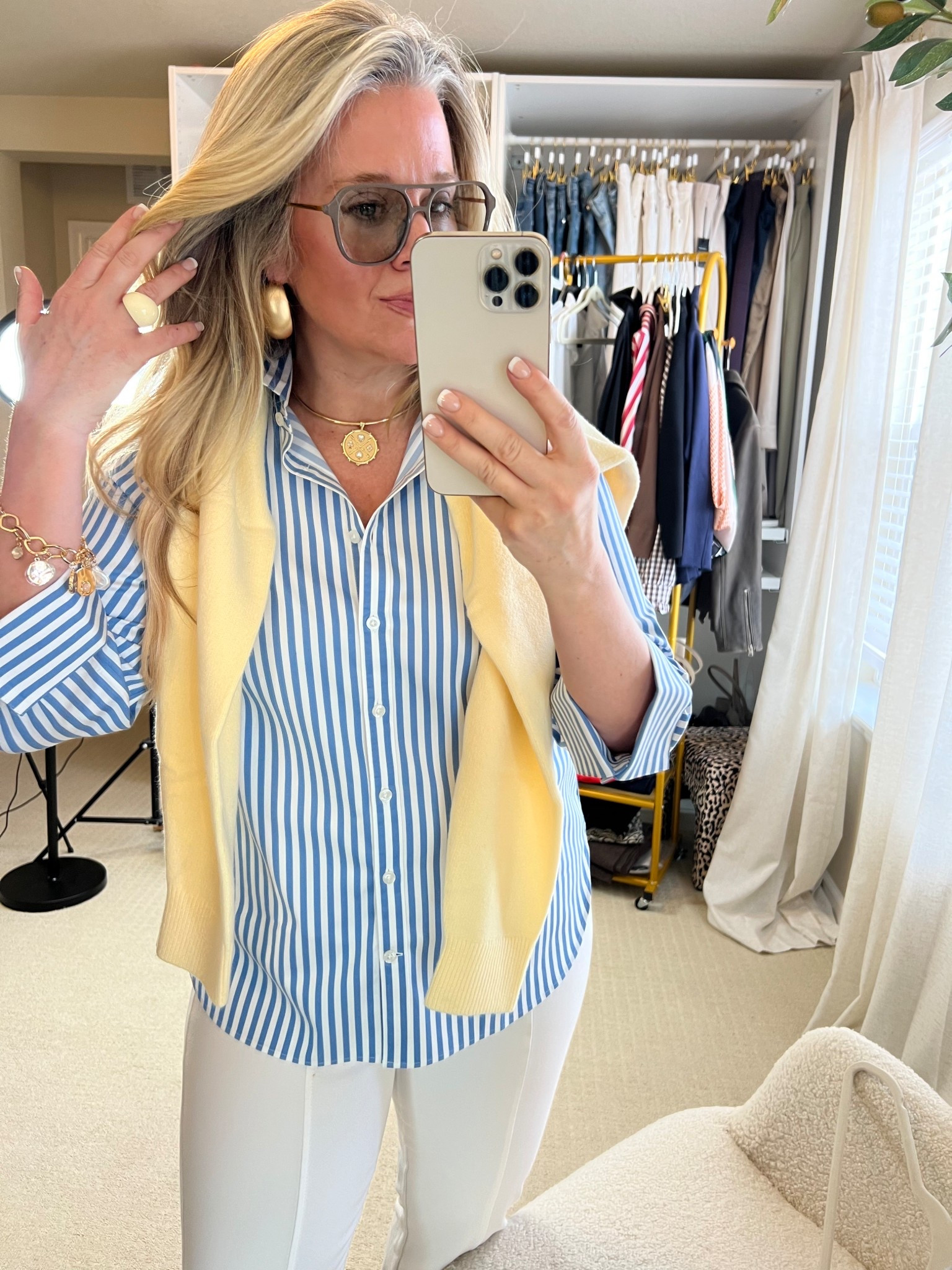 I used to dread spring.

Because every year my stomach felt different…
and I thought it meant I had “let myself go.”

Midlife hits.
Hormones shift.
Weight redistributes.

And suddenly the same clothes don’t work.

It’s not lack of discipline.
It’s design.

When I stopped trying to flatten my body
and started choosing pieces that skim, balance, and hit the waist correctly…

everything changed.

If you’re over 40, over 45, midsize, navigating perimenopause and wondering why spring feels harder than it used to…

You are not the problem.

Comment SPRING and I’ll send the three looks 🤍

#over40fashion #over50style #midlifestyle #midsizefashion #perimenopause #bellyfriendlystyle

Follow my LTK @Over40andmidlife on the @shop.LTK app to view this post and get my exclusive app-only content!

#liketkit #LTKOver40 #LTKMidsize #LTKstorytime
@shop.ltk
https://liketk.it/5VEHQ