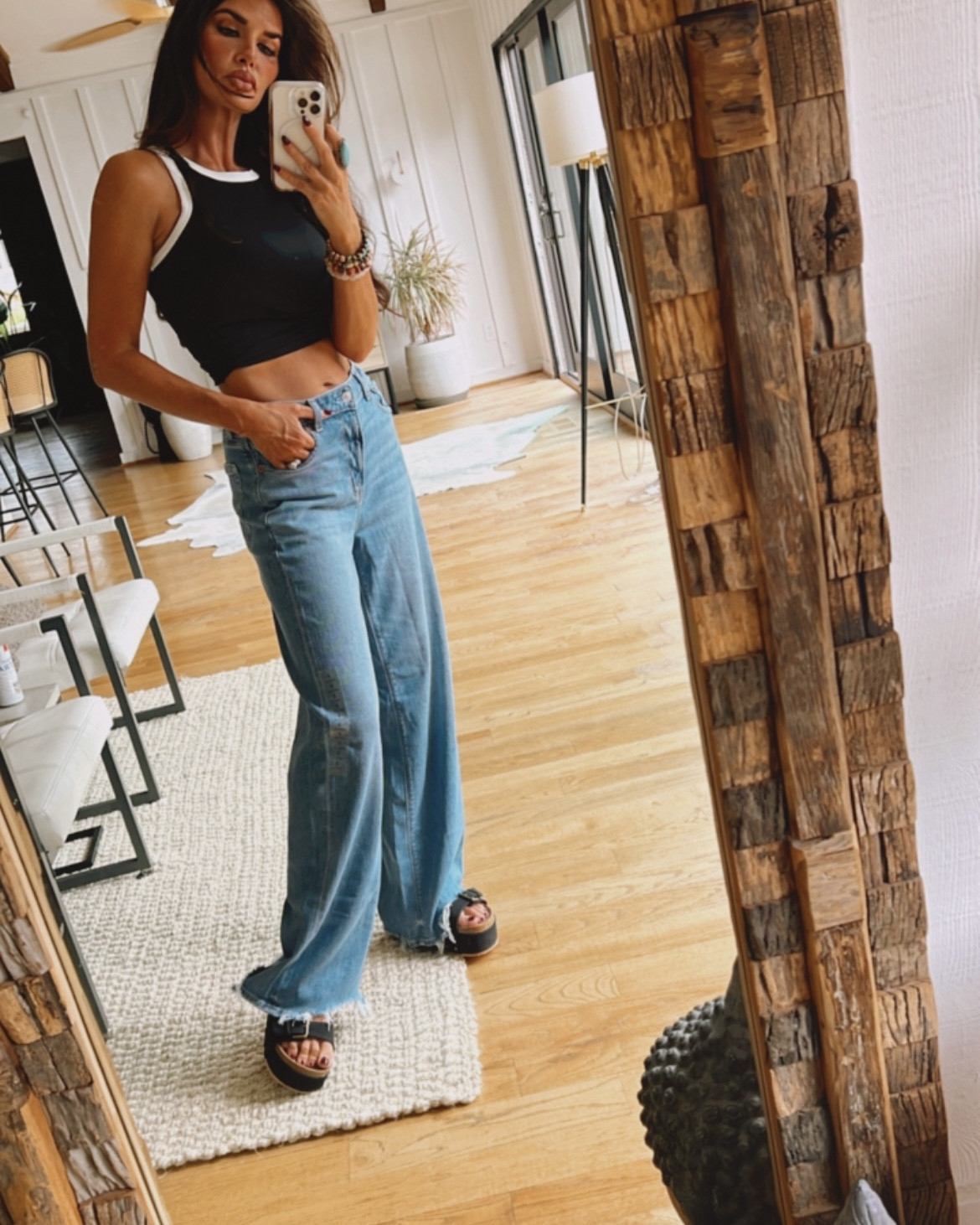 If you are pushing 40 like me, you may not even realize that skinny jeans are no longer en vogue. Not to fear, I’ve gathered some trendier options to replace your dated denim. Be sure to watch each video where I give details on each Jean style and size worn.  #jeans #denim #fallstyle #baggyjeans #fashionover40 

#LTKOver40 #LTKStyleTip #LTKFallSale