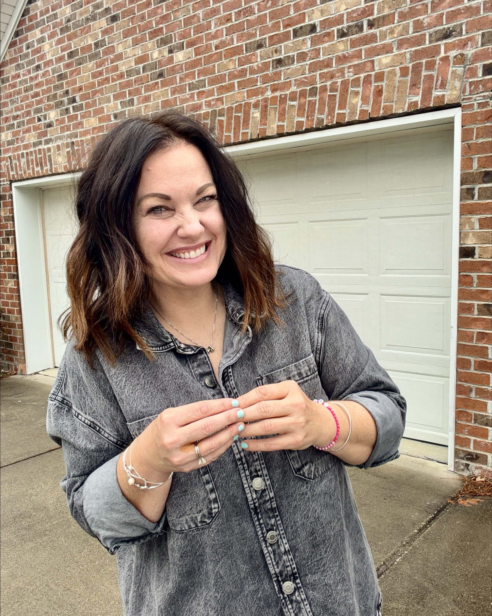 Love Walmart denim tops 

#LTKOver40 #LTKMidsize #LTKootd