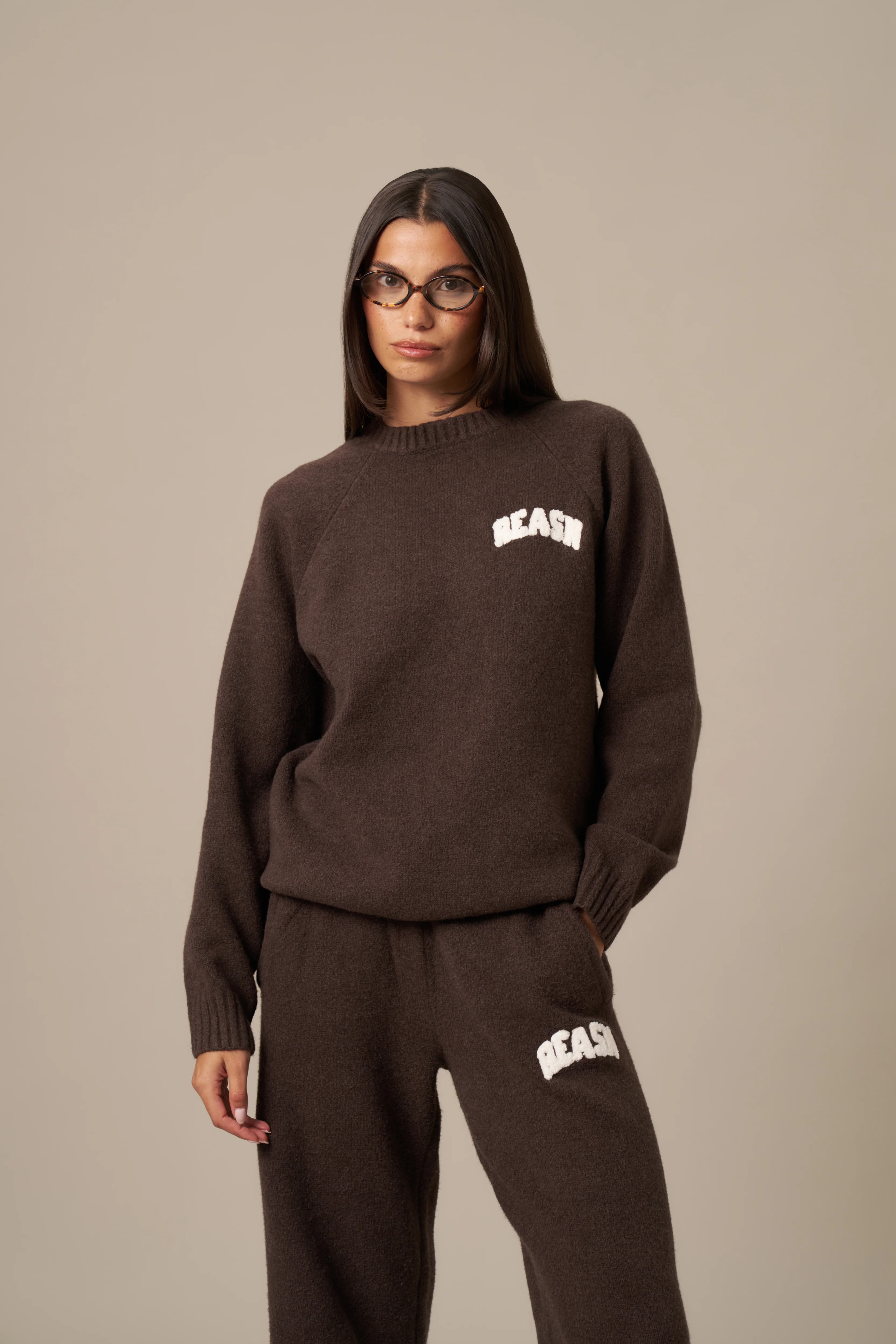 Knitted Crew Neck Oversized Jumper - Espresso | Reasn
