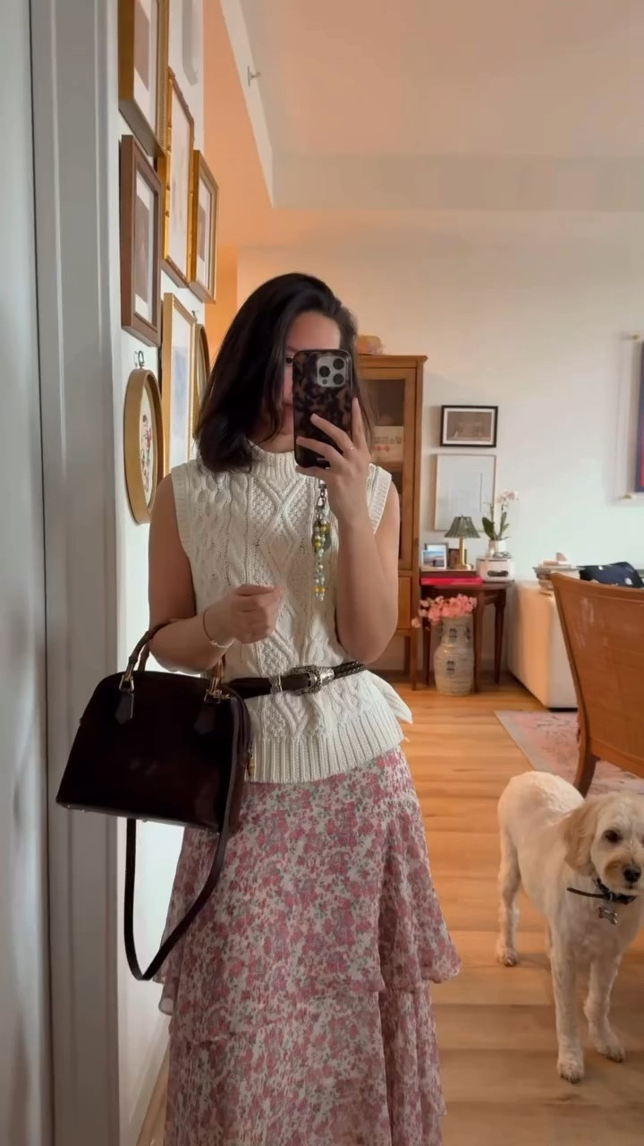 Here’s the details:

Ralph Lauren top - eBay 
LoveShackFancy skirt - TheRealReal 
Gucci bag -  eBay 

I sourced these for you in different sizes (or found something similar where I could) - comment SHOP if you want the links 

Shoes are Chanel and belt is Woolrich 

@ebay @ebayfashion #therealreal @therealreal thrifted, vintage finds, casual chic outfits,