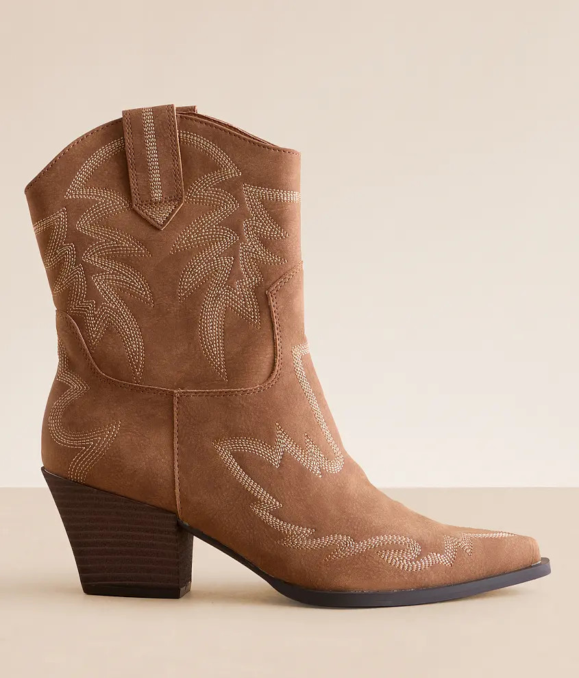 Nantes Western Ankle Boot | Buckle
