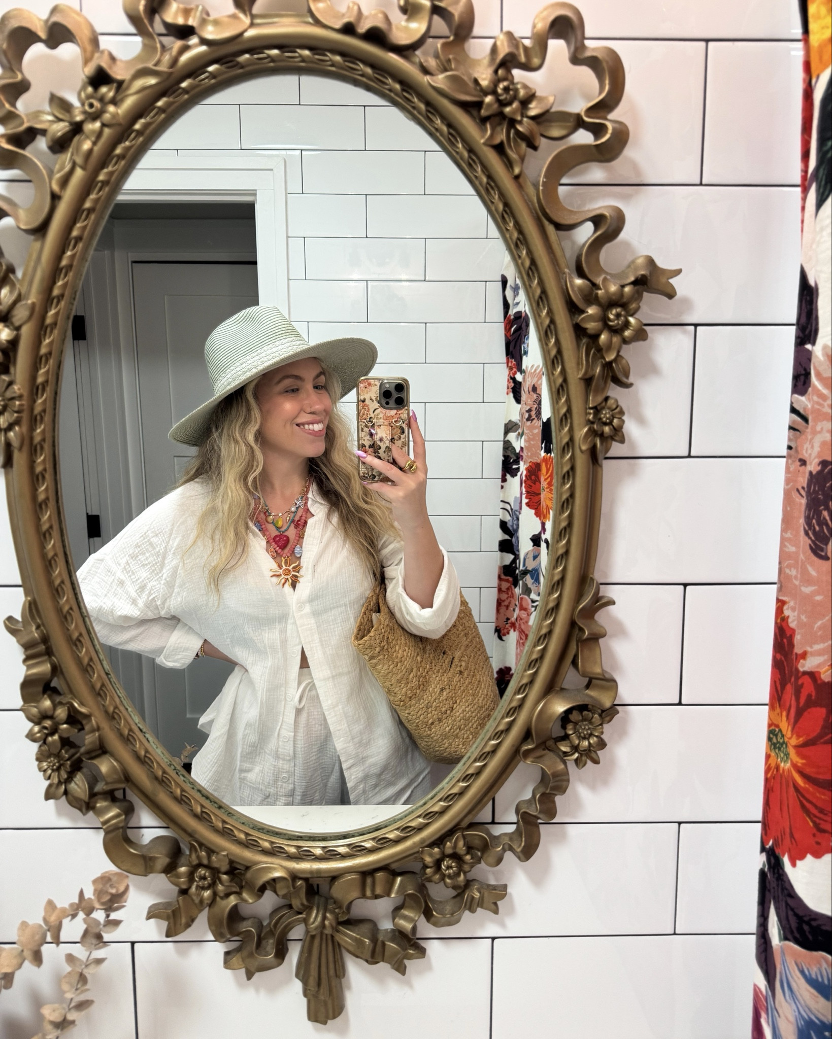 My favorite summer shorts set. 100% cotton wearing a large. The perfect swimsuit cover up. Resort looks

 

#LTKMidsize #LTKSwim #LTKTravel