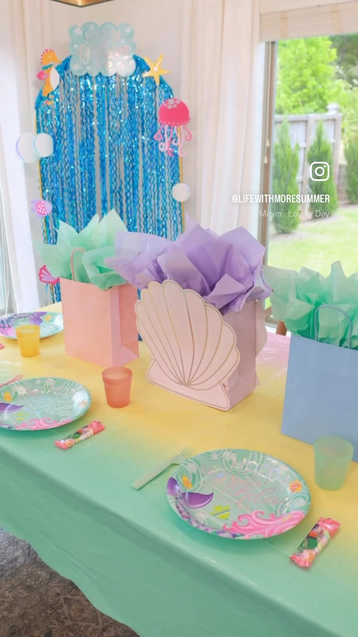 Party details from my niece’s mermaid themed 7th birthday celebration! 🌊🦀🐬🧜‍♀️

Kid’s Birthday Party | Girl’s Birthday Party Ideas | Mermaid Birthday Celebration | Mermaid Themed Party | Event Planning

#LTKKids #LTKParties