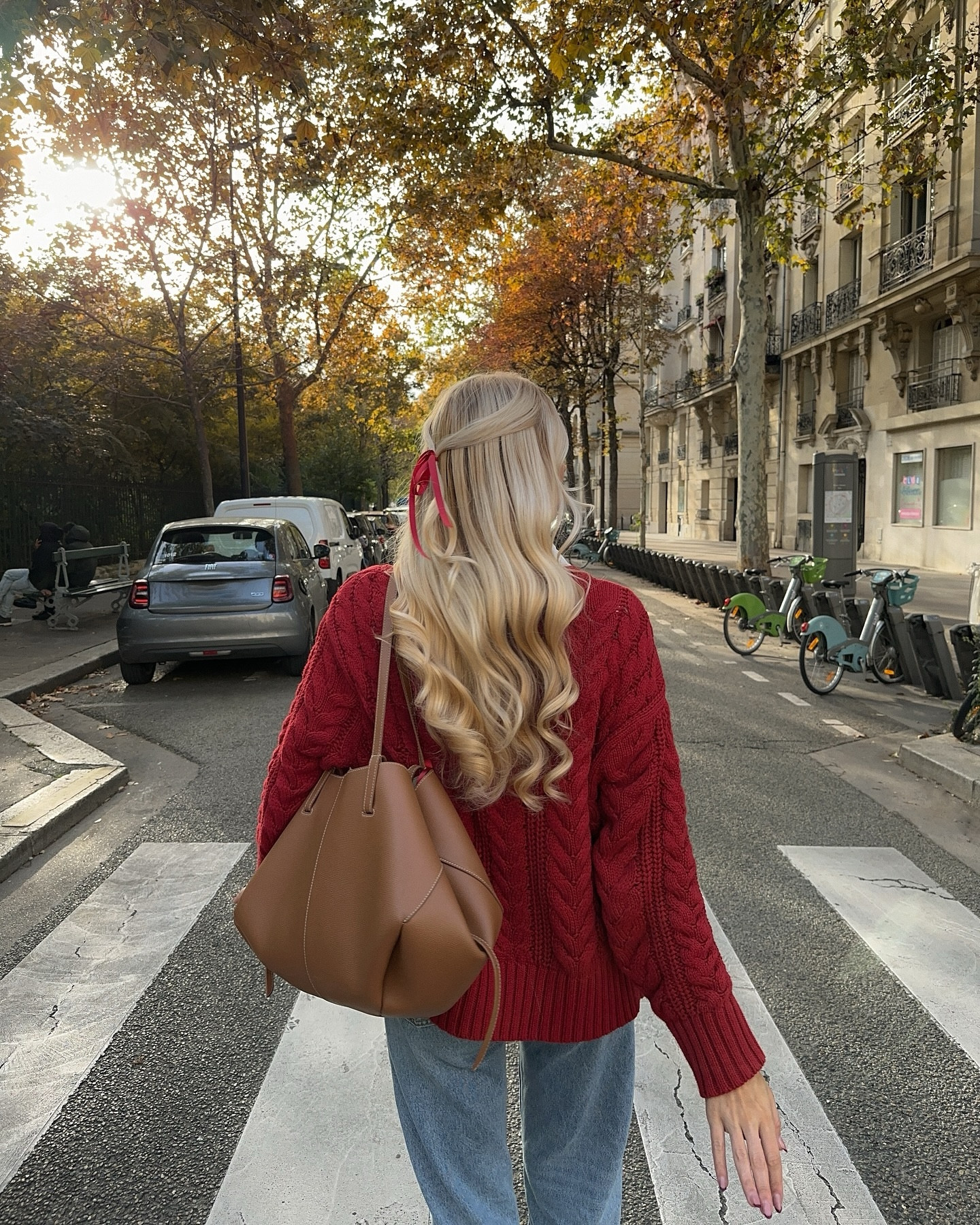 Parisian girl fall!! 🍂☕️