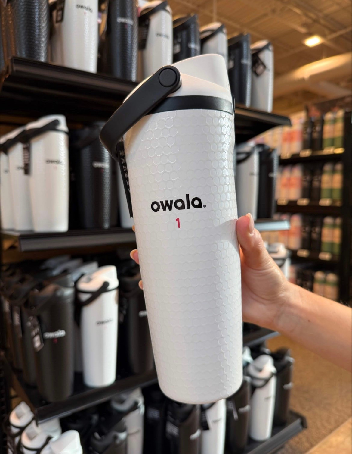 Scheel’s Sporting Goods just launched an exclusive Golf Owala that they are just carrying - and this is expected to go quickly! ⛳️ This would be so fun for any golfer - also never too early to think ahead for Mother’s or Father’s Day gifts. 🎁 

#LTKActive #LTKSaleAlert #LTKMens