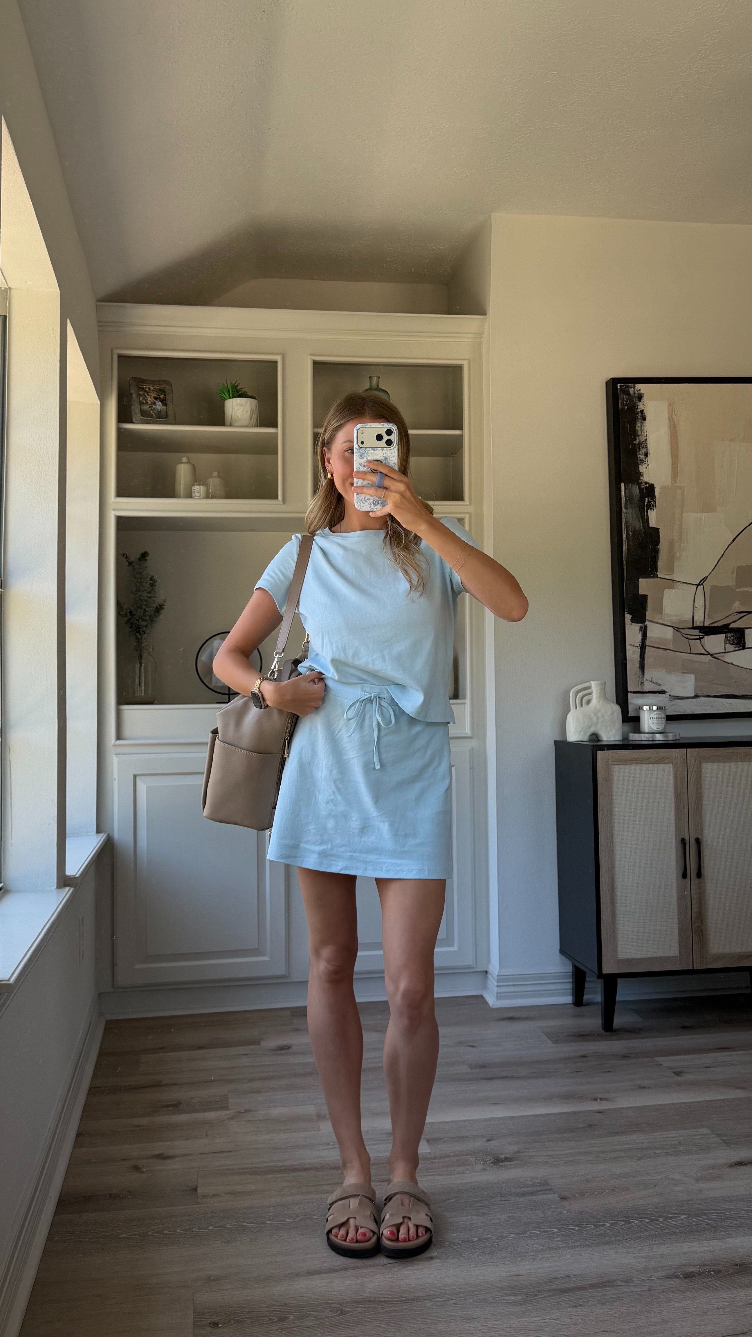 Easy comfy everyday outfit! Matching set is super soft and breathable - skirt has shorts built in! Wearing small
 

 