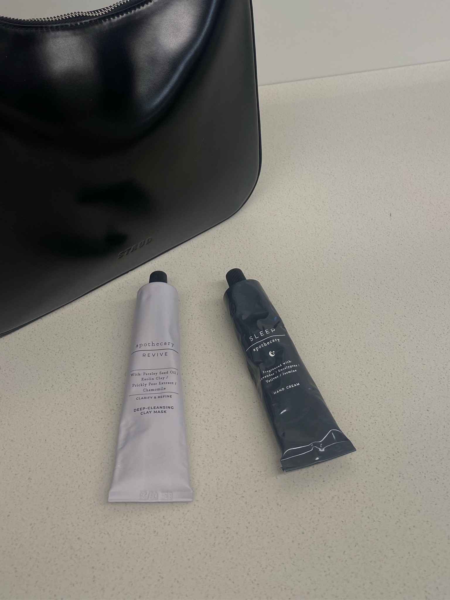 Apothecary hand cream

#LTKGiftGuide #LTKHoliday #LTKeurope