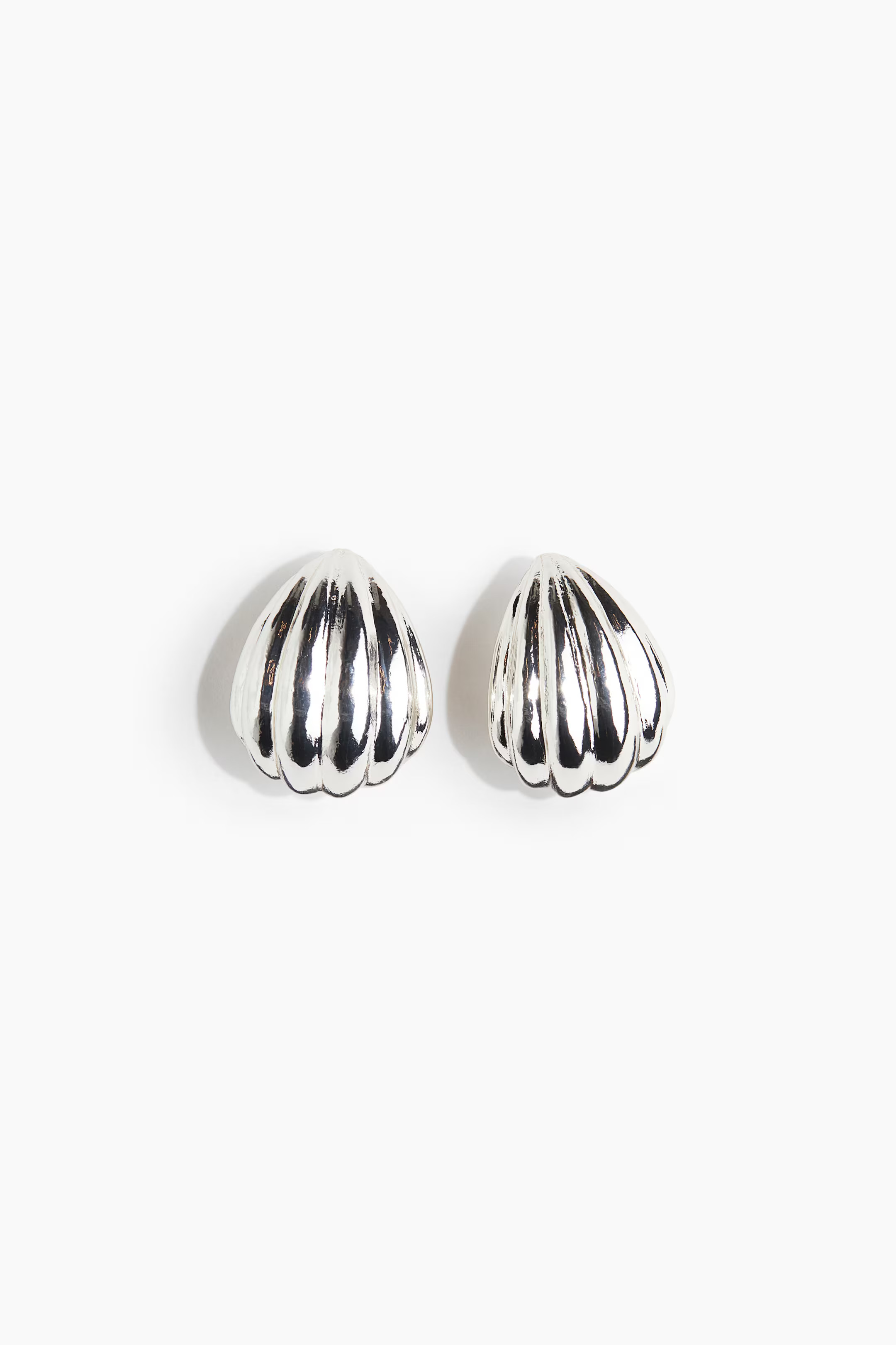 Fluted hoop earrings - Silver-coloured - Ladies | H&M GB | H&M (UK, MY, IN, SG, PH, TW, HK)