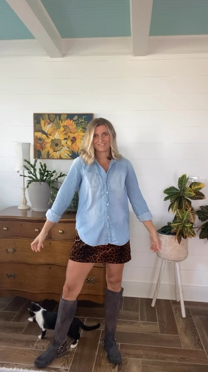 Little bit grungy. Little bit comfy. Little bit fall vibes 🐆 🍁 

#LTKSeasonal #LTKVideo #LTKStyleTip