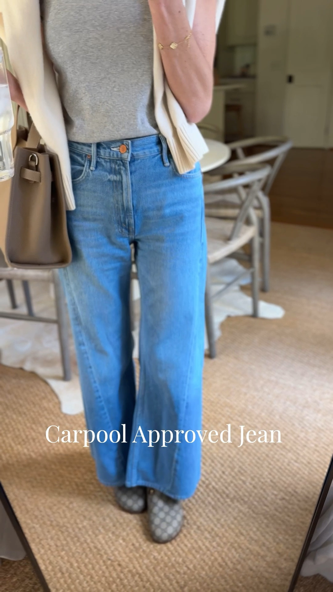 Size 26! So so comfy. 