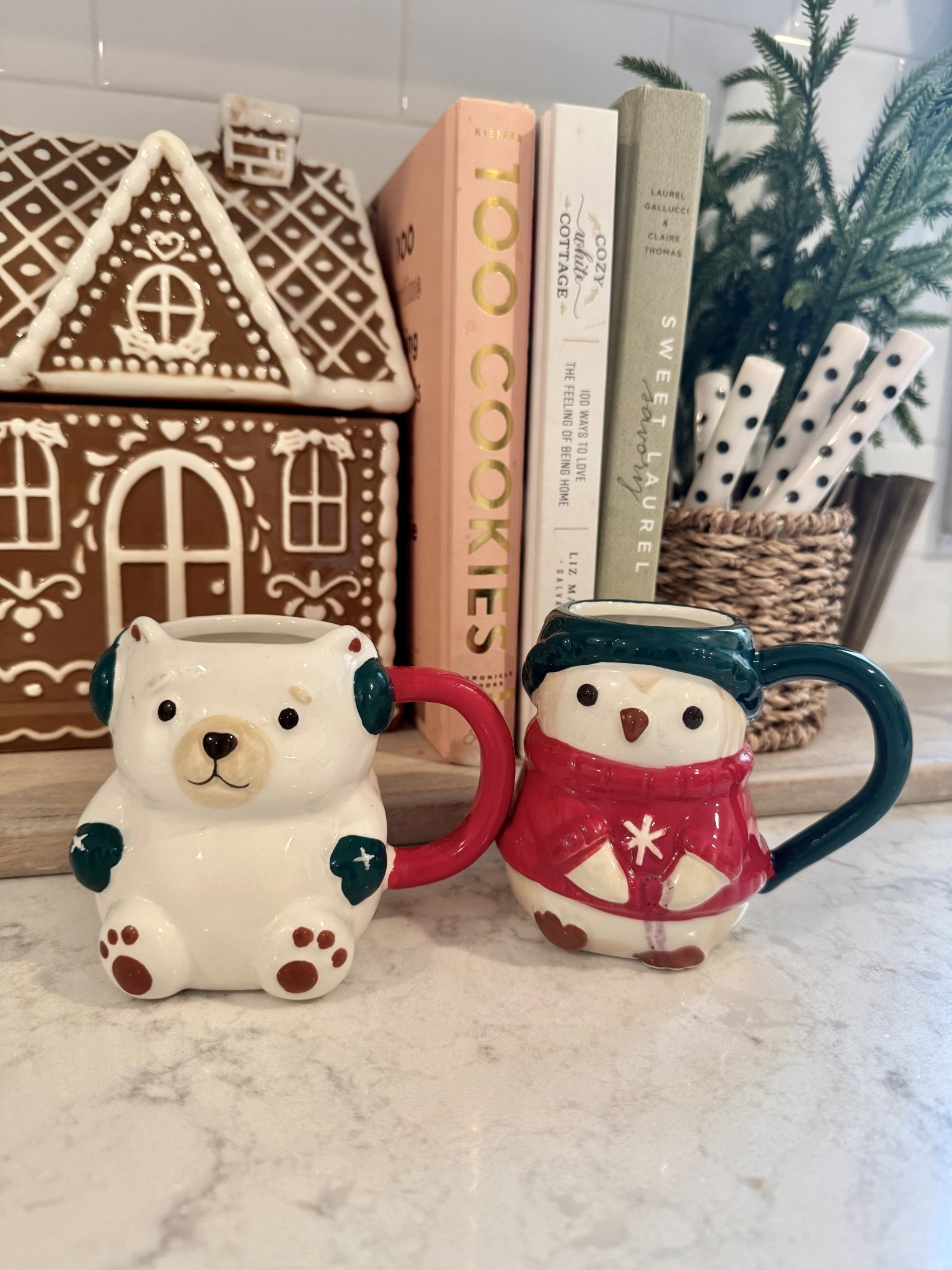 Mini coffee mugs for kids. These are so stinking cute for hot cocoa. The kids are obsessed. 

Children’s coffee cup
Hot cocoa mug 

#LTKmomlife #LTKKids #LTKHoliday