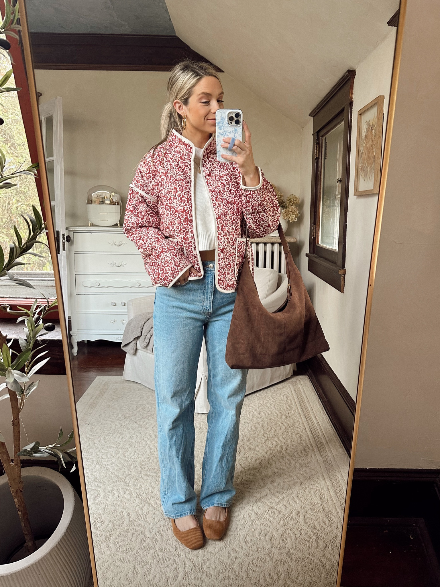 Free people inspired jacket, size M 
Abercrombie jeans
Amazon suede bag


#LTKFindsUnder50