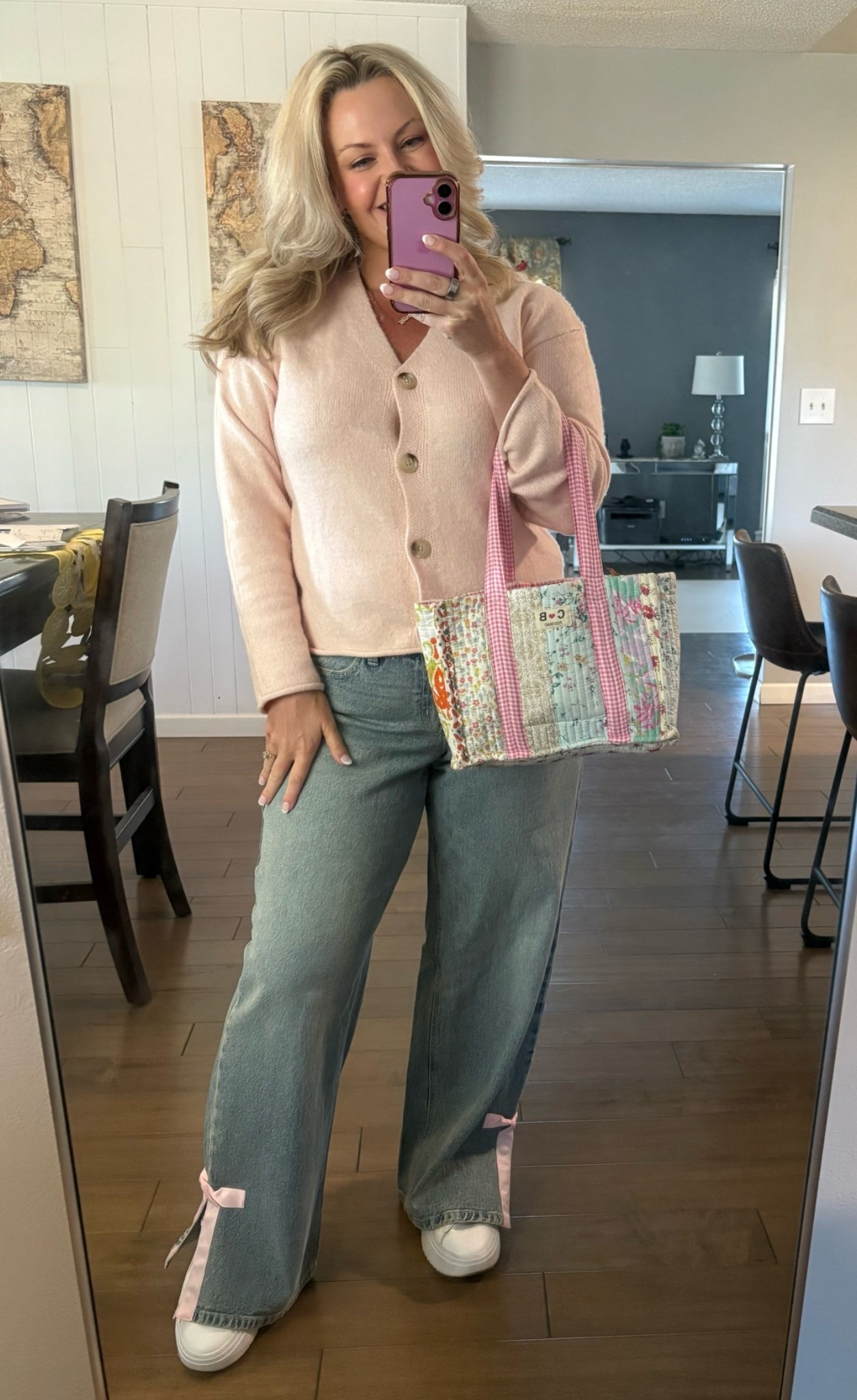 Mother's Day fit and would you believe these cute jeans are under $20? Check out the bows!

Bow Jeans. New at Walmart. Walmart Finds. Baggy Jeans. Pink Sweater

#LTKootd #LTKdayinmylife #LTKgrwm